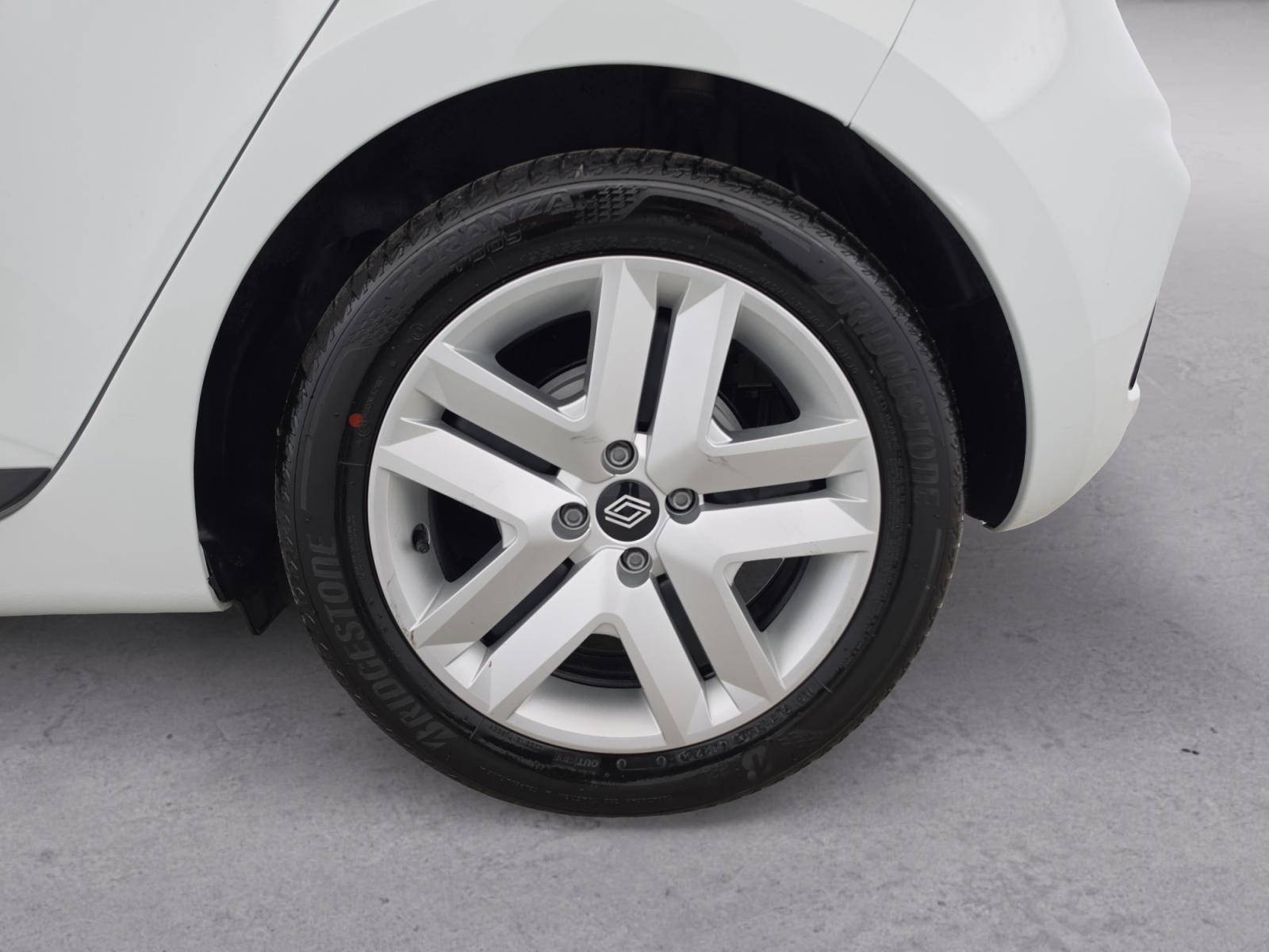 Vente en ligne Renault Clio 5 Clio E-Tech full hybrid 145 ch GSR2 au prix de 18 990 €