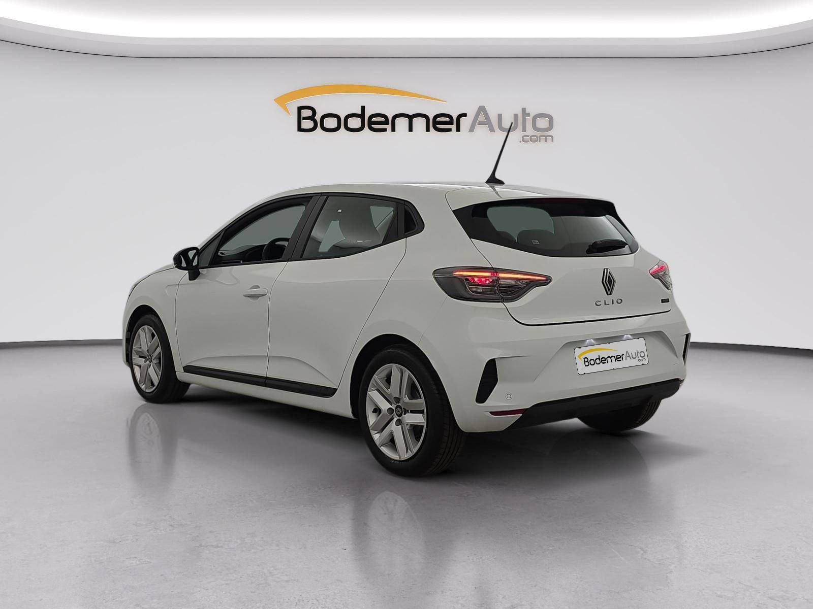 Vente en ligne Renault Clio 5 Clio E-Tech full hybrid 145 ch GSR2 au prix de 18 990 €