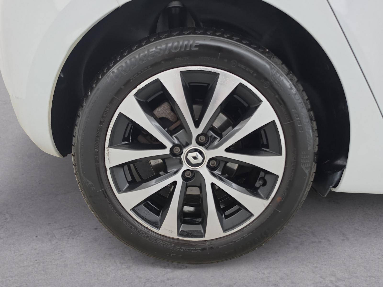 Vente en ligne Renault Clio 5 Clio TCe 90 - 21N au prix de 14 260 €