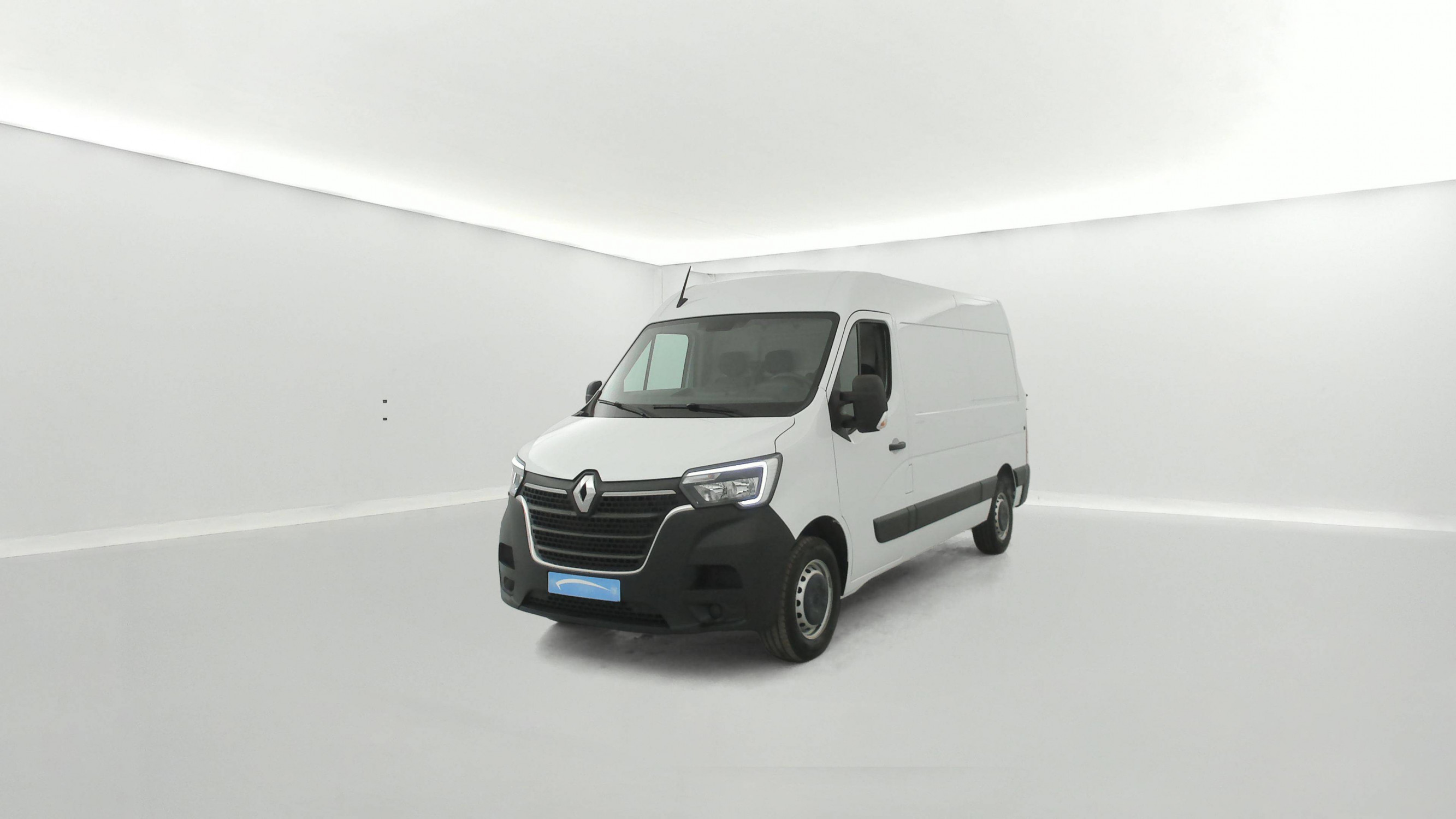Renault Master Fourgon MASTER FGN TRAC F3500 L2H2 BLUE DCI 135 occasion de 2024 en vente à Concarneau