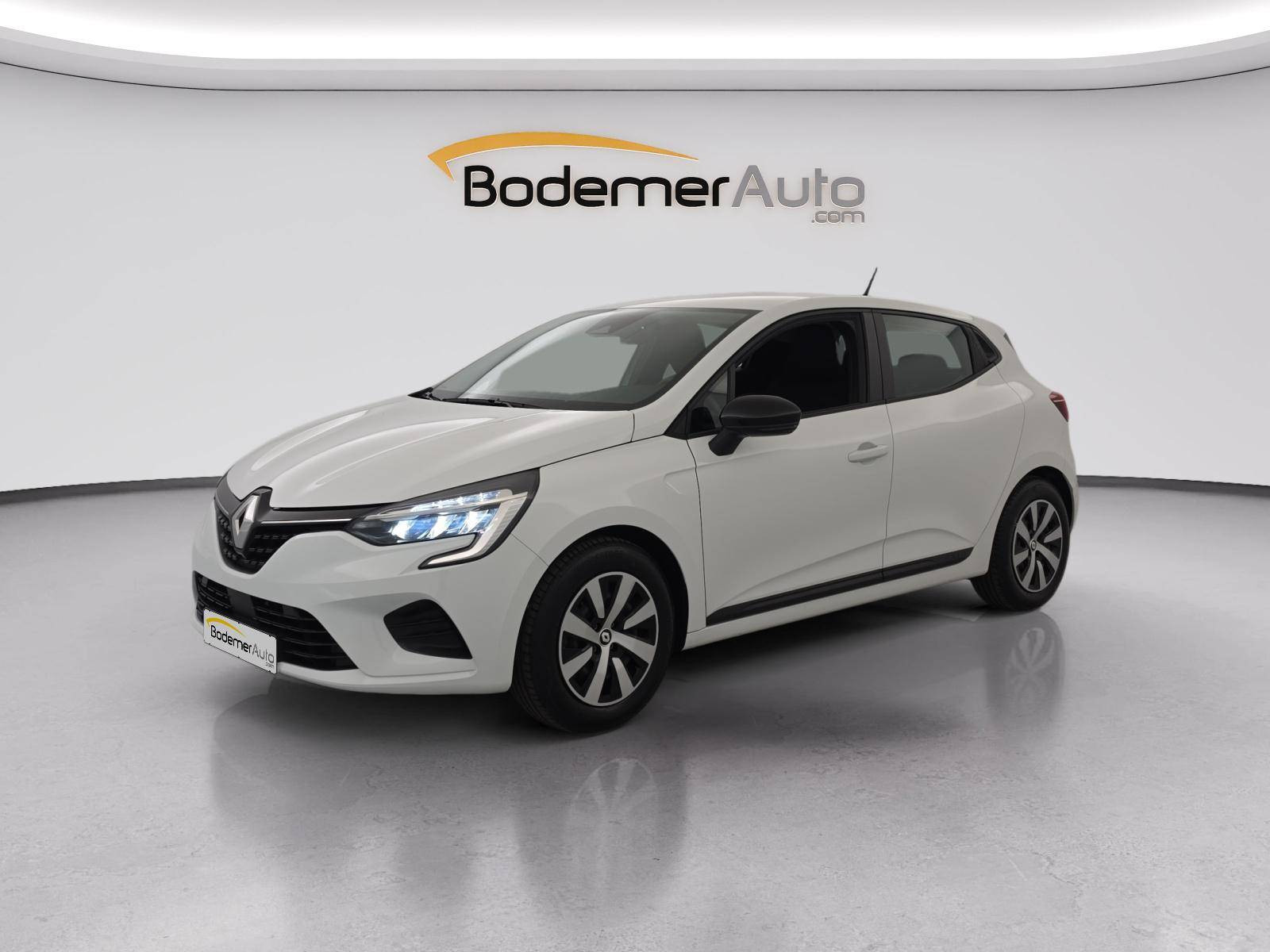 Renault Clio 5 Clio E-Tech full hybrid 145 occasion de 2023 en vente à Concarneau