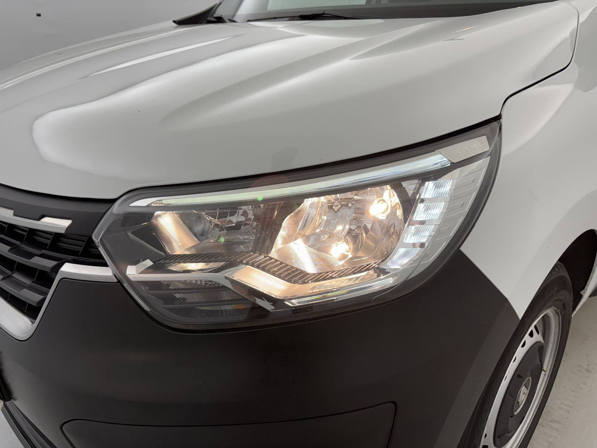 Vente en ligne Renault Express Van  BLUE DCI 95 - 22 au prix de 15 990 €