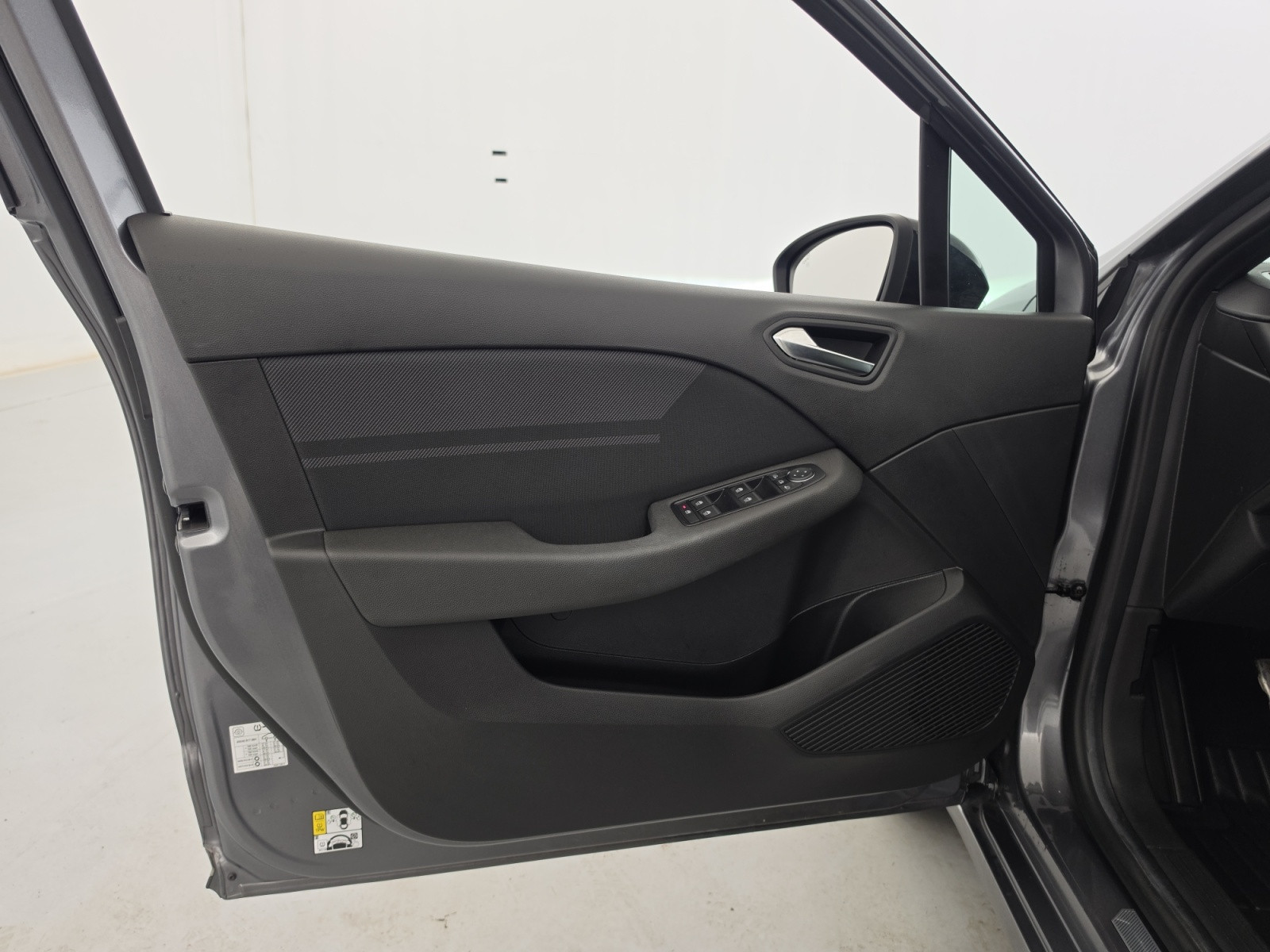 Vente en ligne Renault Clio 5 Clio TCe 90 au prix de 17 990 €