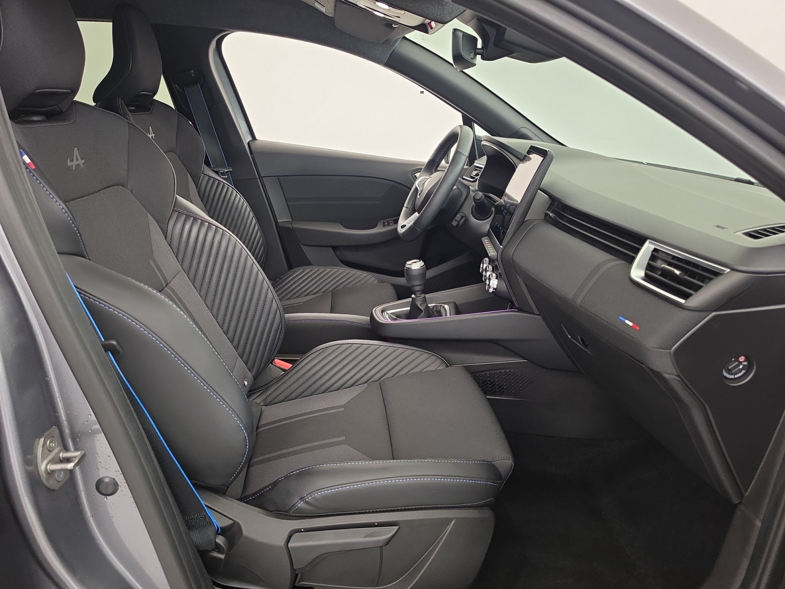 Vente en ligne Renault Clio 5 Clio TCe 90 au prix de 17 990 €