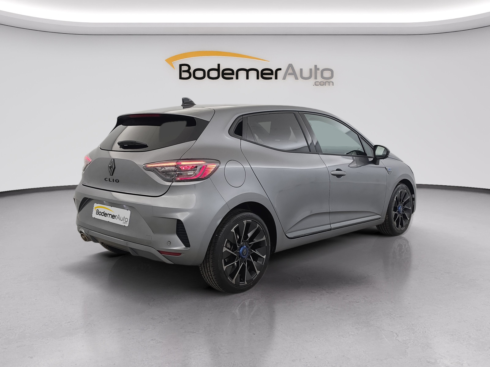 Vente en ligne Renault Clio 5 Clio TCe 90 au prix de 17 990 €