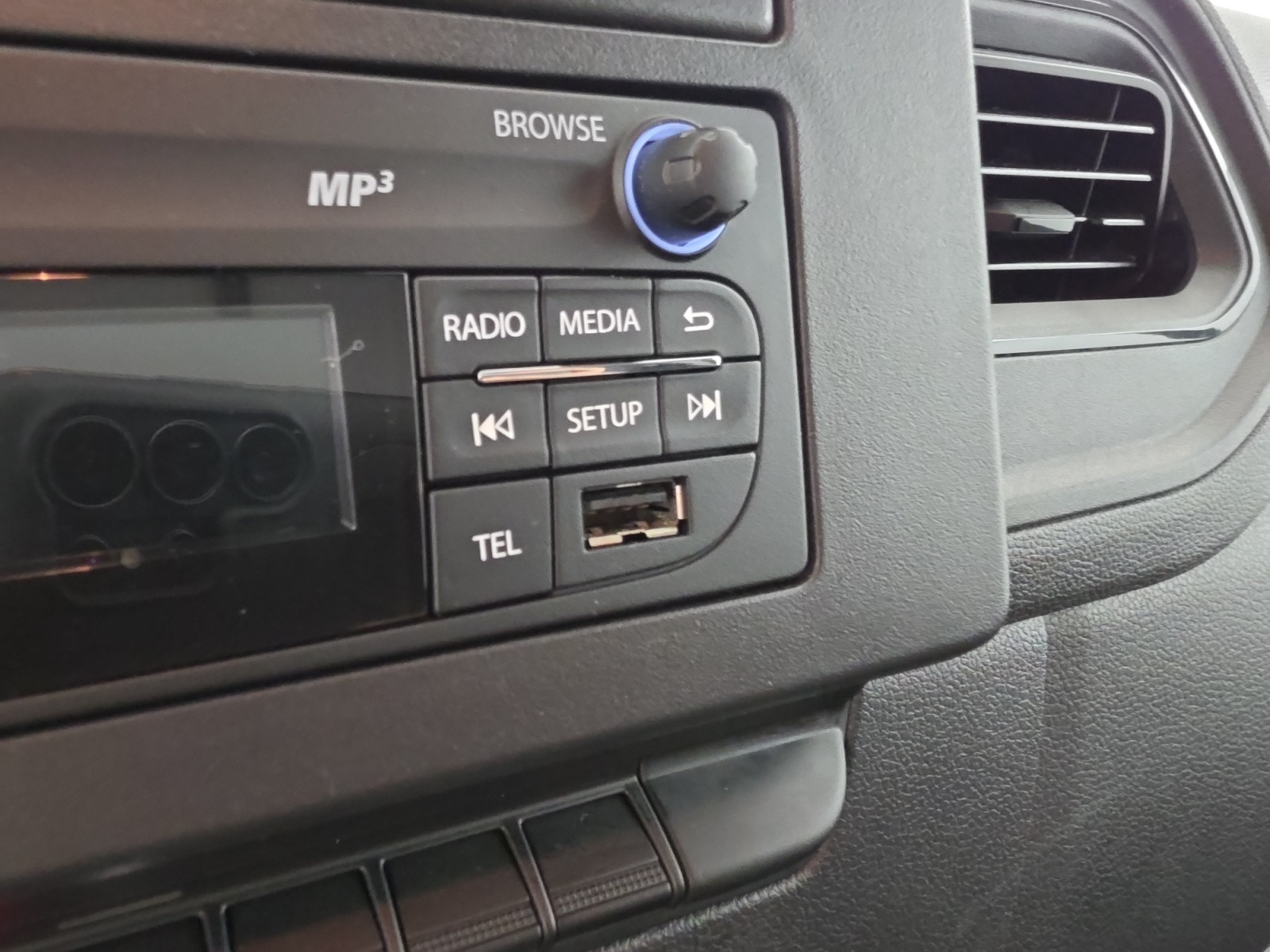Vente en ligne Renault Master 3 Châssis Cabine MASTER TRAC F3500 BLUE DCI 145 EURO VI GRAND VOLUME 20M au prix de 28 900 €