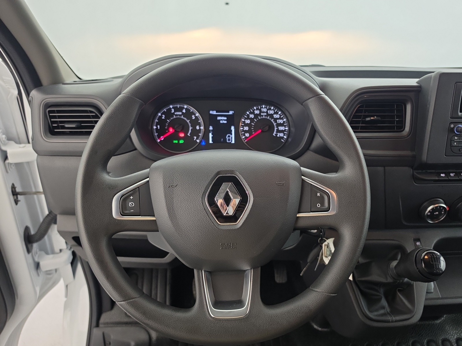 Vente en ligne Renault Master 3 Châssis Cabine MASTER TRAC F3500 BLUE DCI 145 EURO VI GRAND VOLUME 20M au prix de 28 900 €
