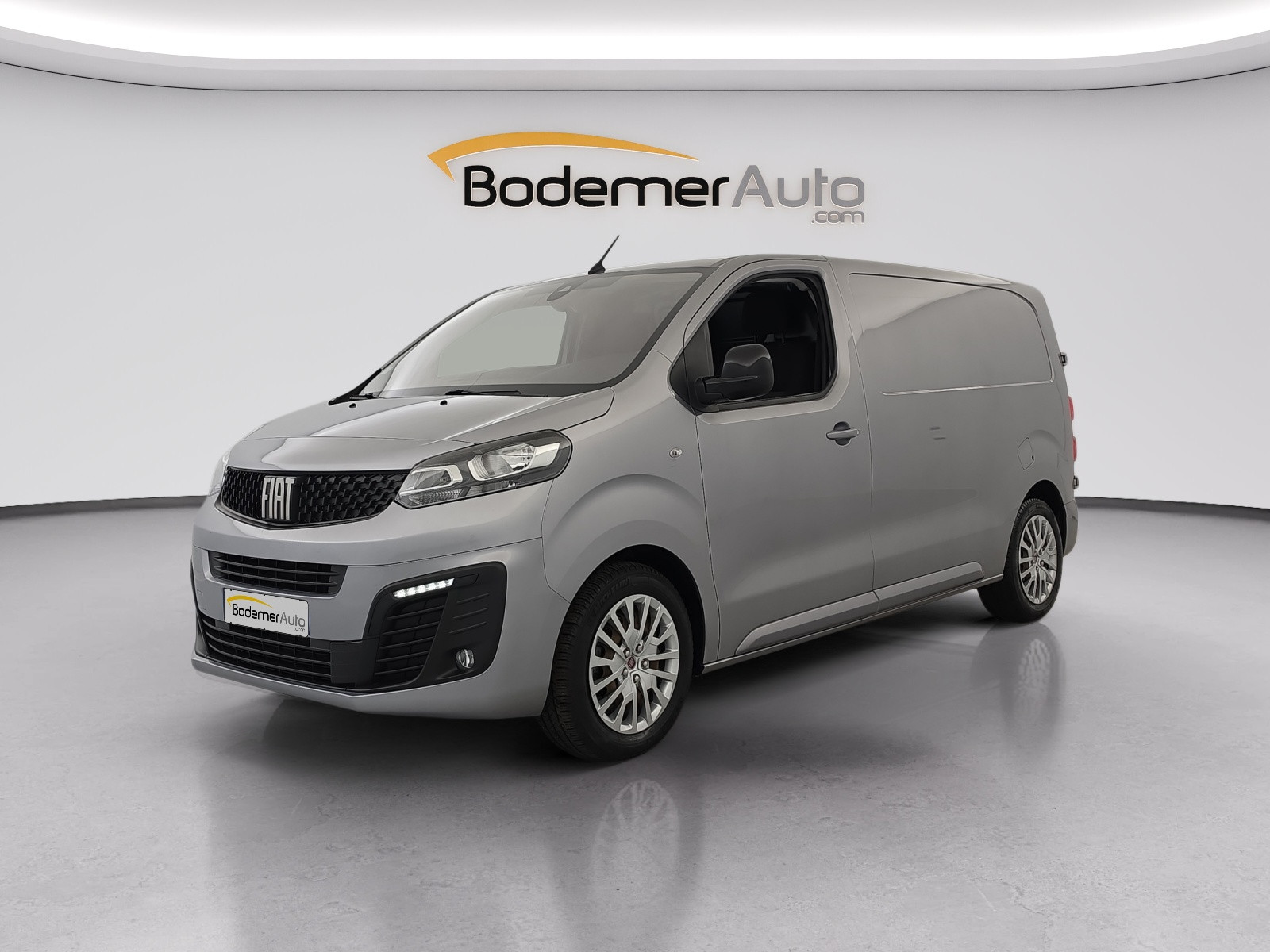 Fiat Scudo  2.0 MULTIJET 180 BVA STANDARD occasion de 2022 en vente à Concarneau