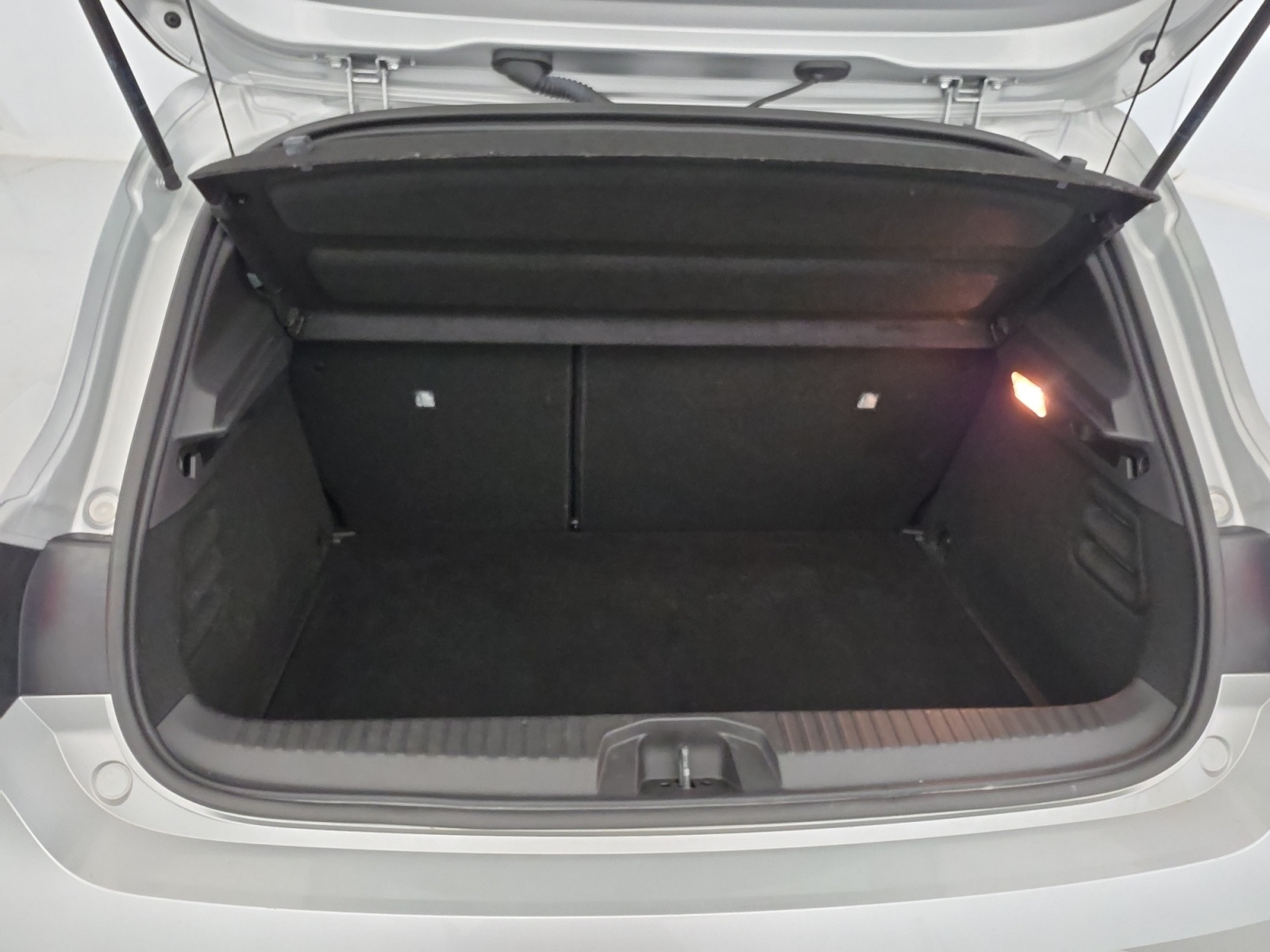 Vente en ligne Renault Clio 5 Clio TCe 90 au prix de 14 400 €