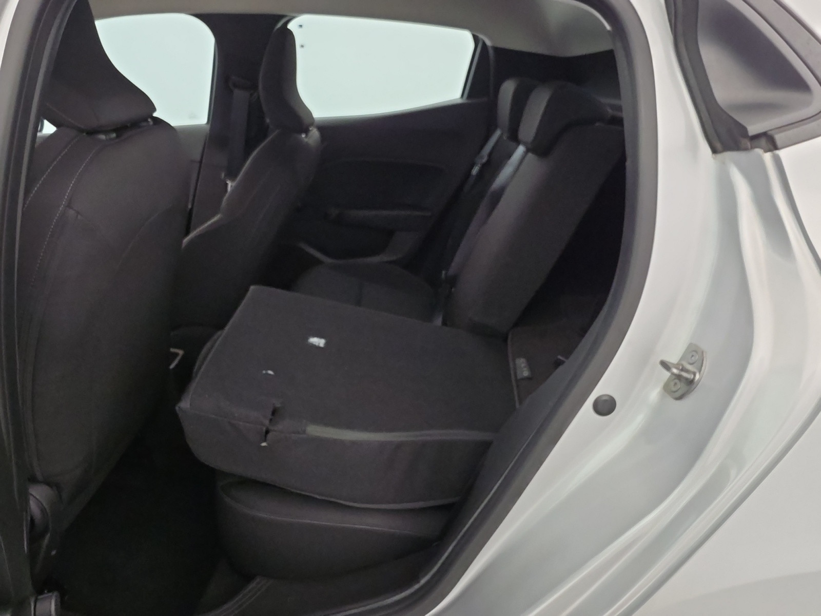 Vente en ligne Renault Clio 5 Clio TCe 90 au prix de 14 400 €
