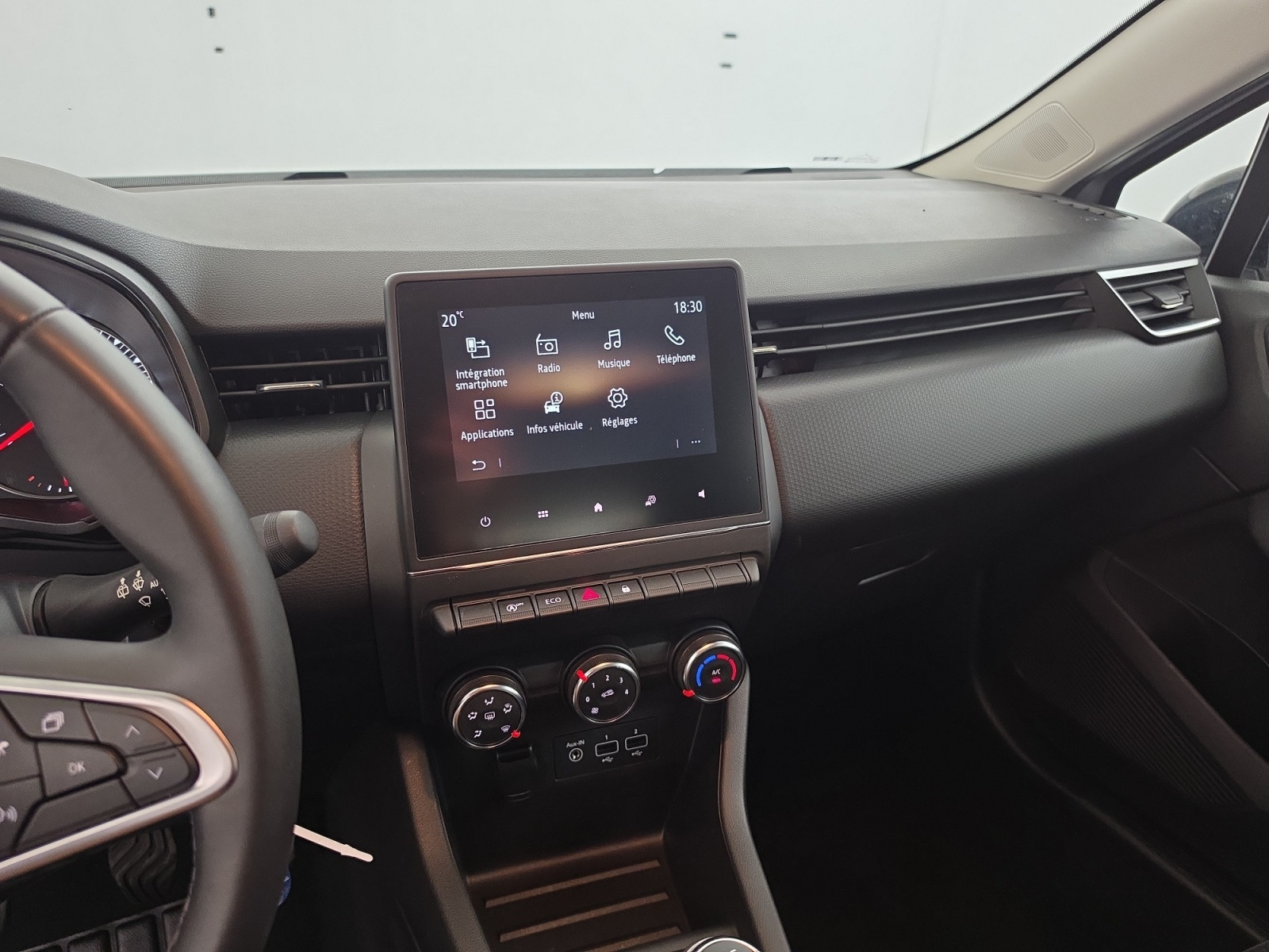 Vente en ligne Renault Clio 5 Clio TCe 90 au prix de 14 400 €