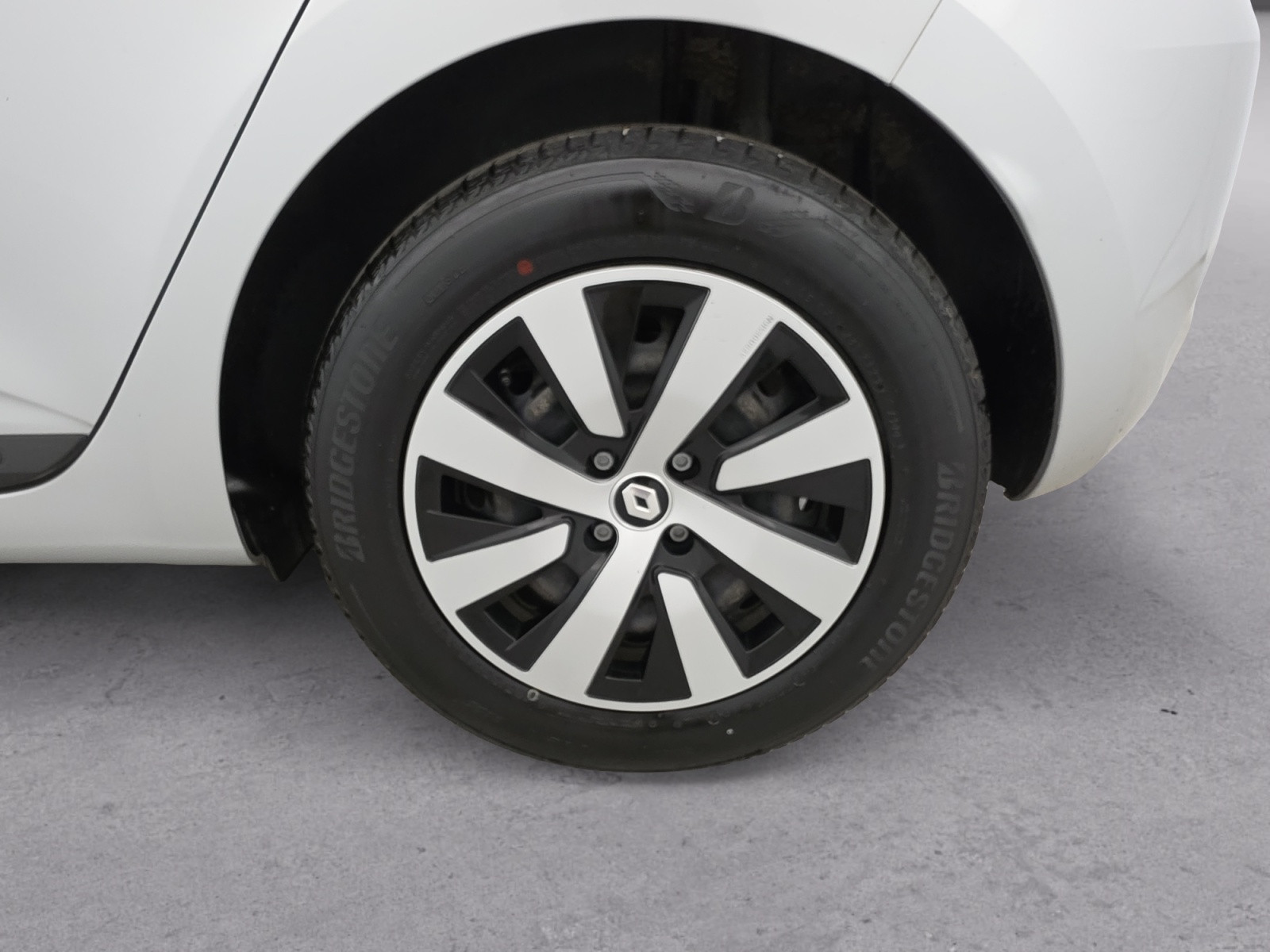 Vente en ligne Renault Clio 5 Clio TCe 90 au prix de 14 400 €