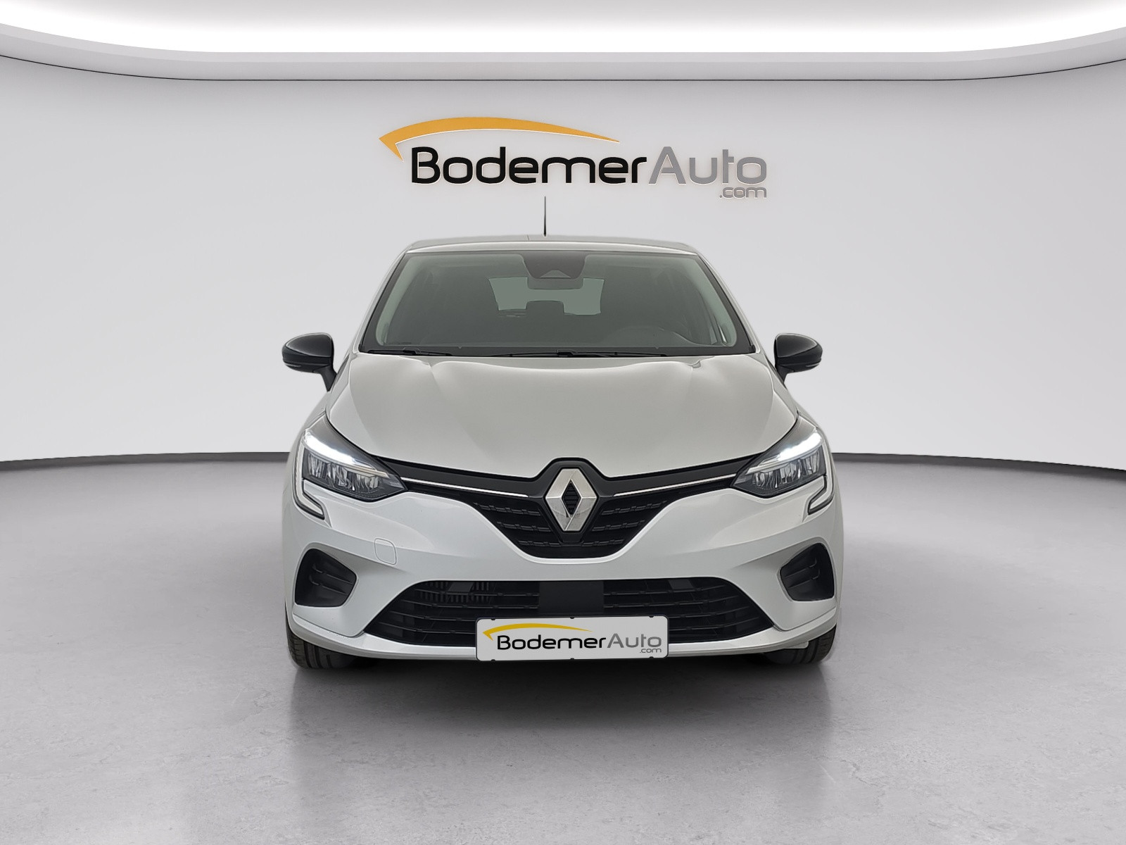 Vente en ligne Renault Clio 5 Clio TCe 90 au prix de 14 400 €