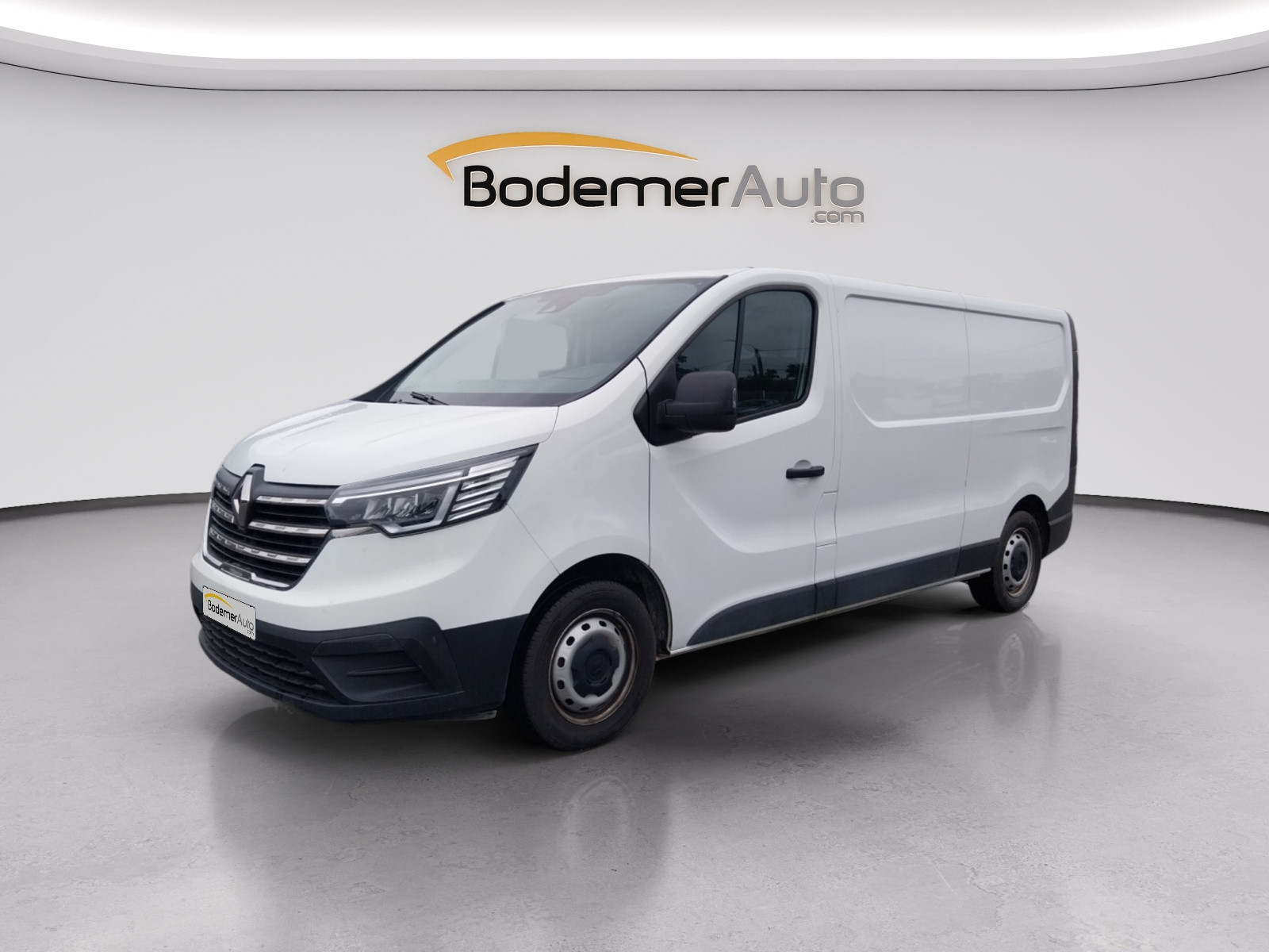 Renault Trafic 3 Fourgon TRAFIC FGN L2H1 3000 KG BLUE DCI 130 occasion de 2022 en vente à Quimper