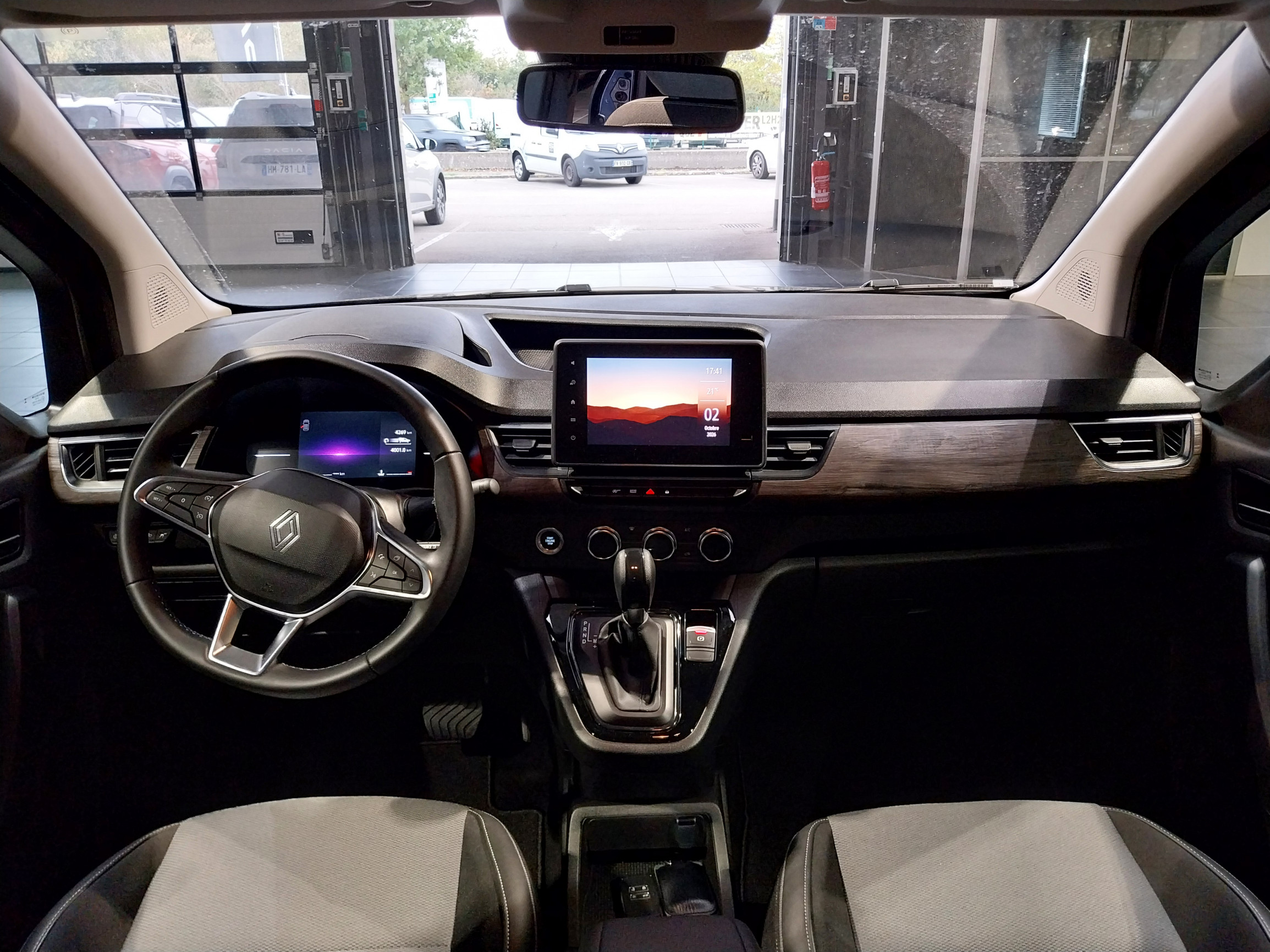 Vente en ligne Renault Kangoo  Blue dCi 115 auto au prix de 34 990 €