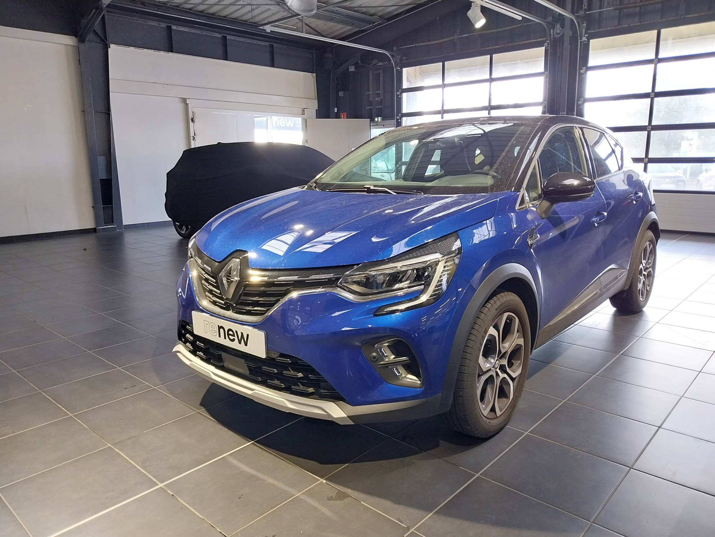 Vente en ligne Renault Captur  mild hybrid 140 au prix de 18 990 €