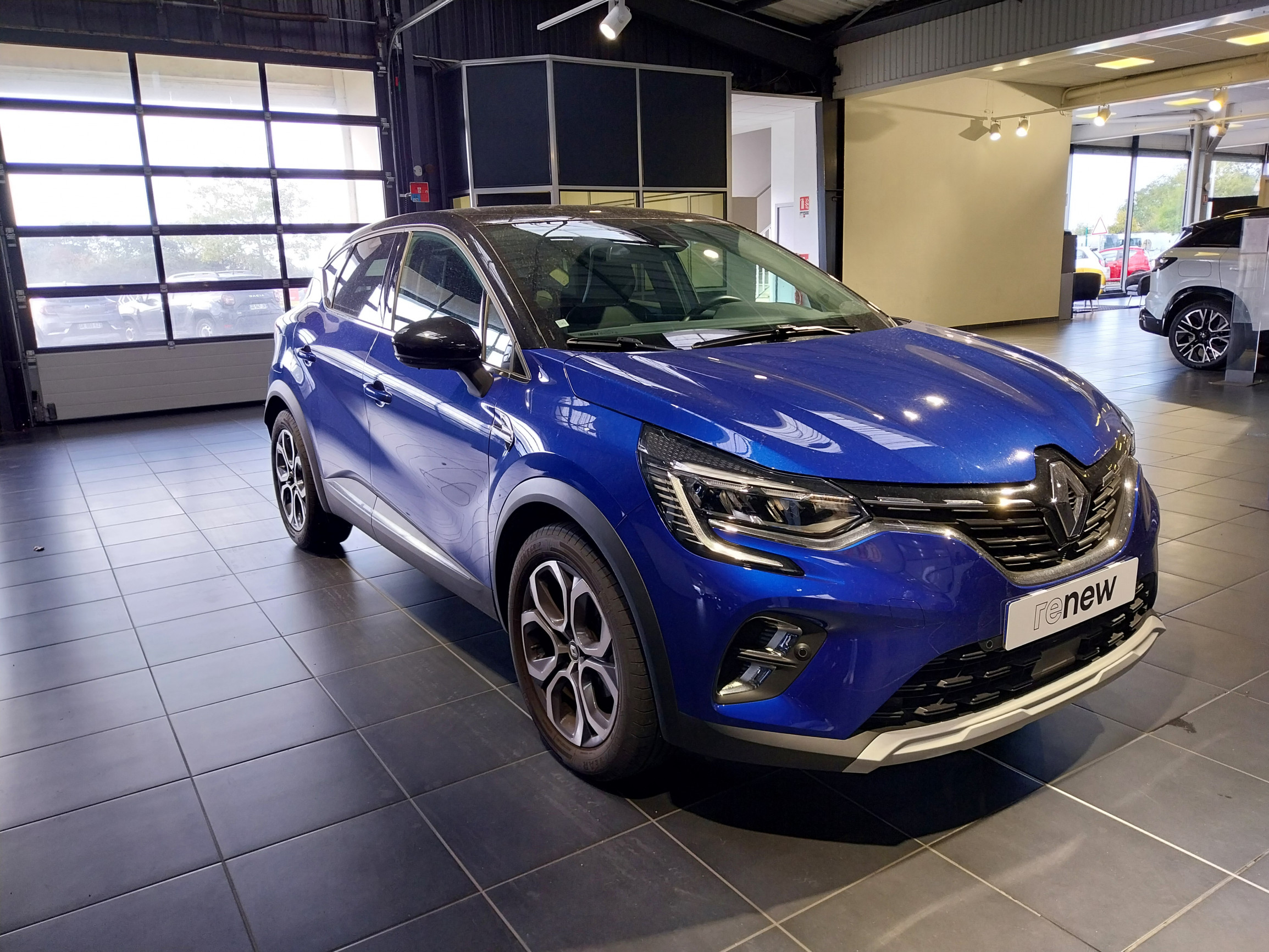 Vente en ligne Renault Captur  mild hybrid 140 au prix de 18 990 €