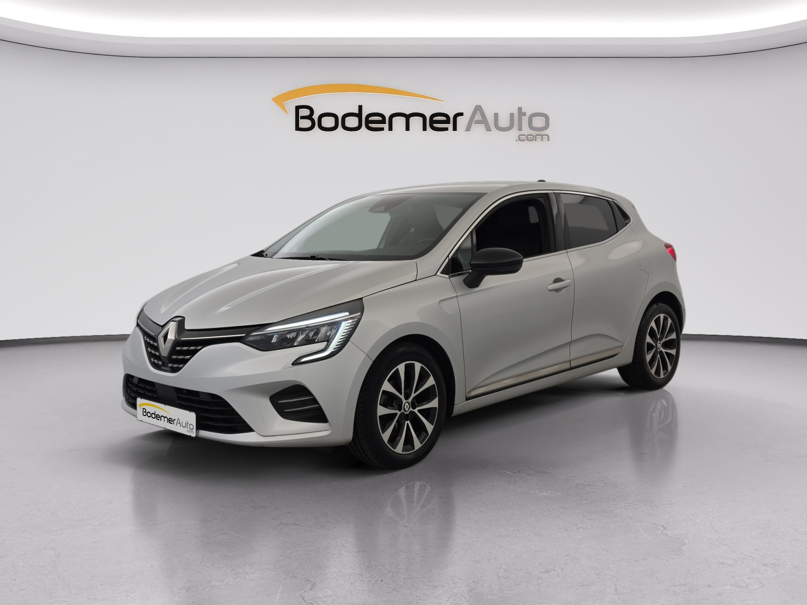 Renault Clio 5 Clio TCe 90 occasion de 2023 en vente à Quimper
