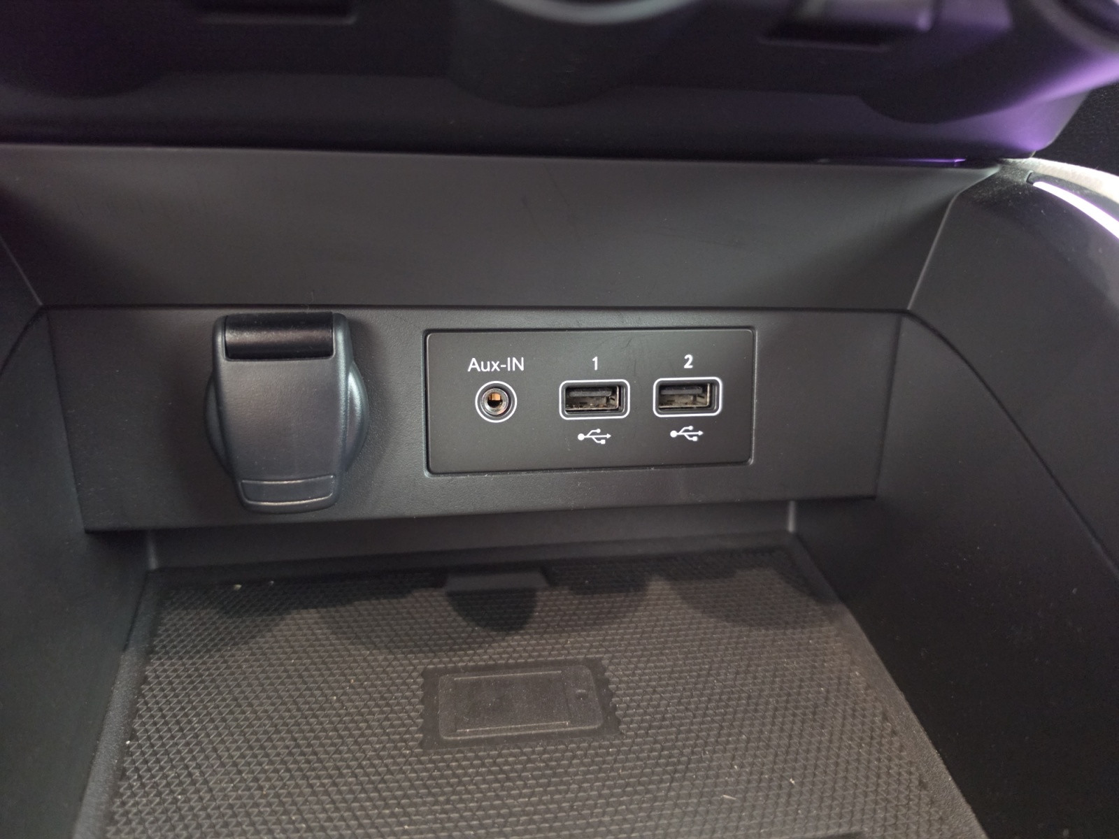 Vente en ligne Renault Clio 5 Clio TCe 90 au prix de 14 990 €