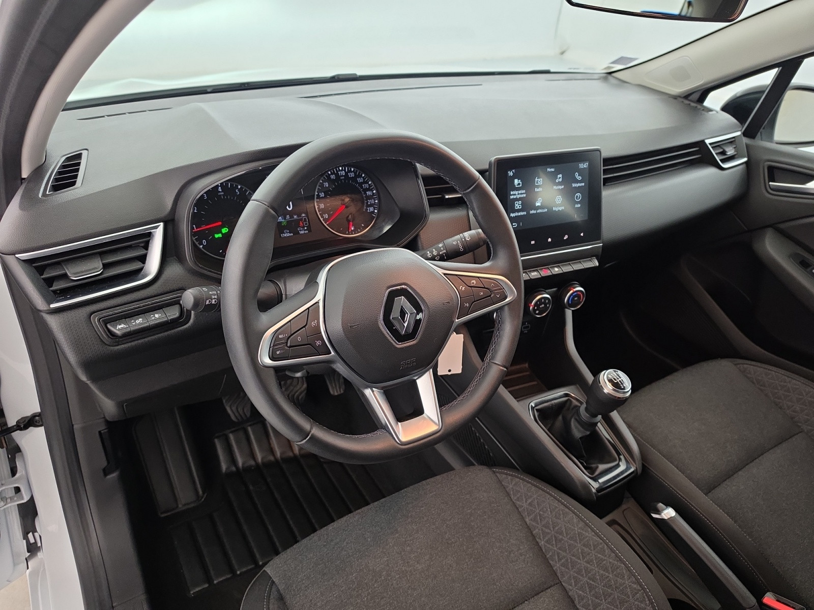 Vente en ligne Renault Clio 5 Clio TCe 90 au prix de 13 990 €