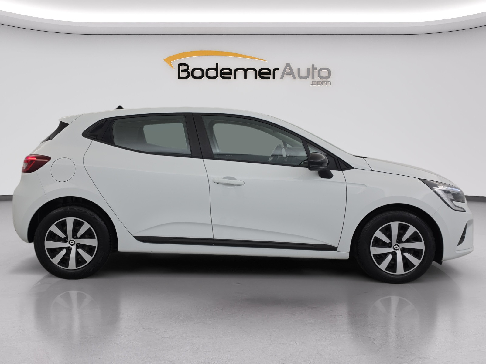 Vente en ligne Renault Clio 5 Clio TCe 90 au prix de 13 990 €