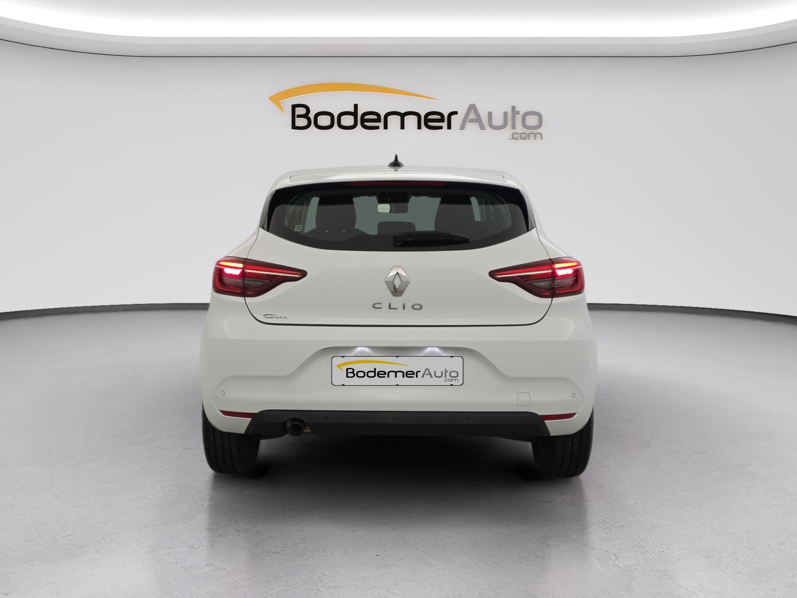 Vente en ligne Renault Clio 5 Clio TCe 90 au prix de 13 990 €