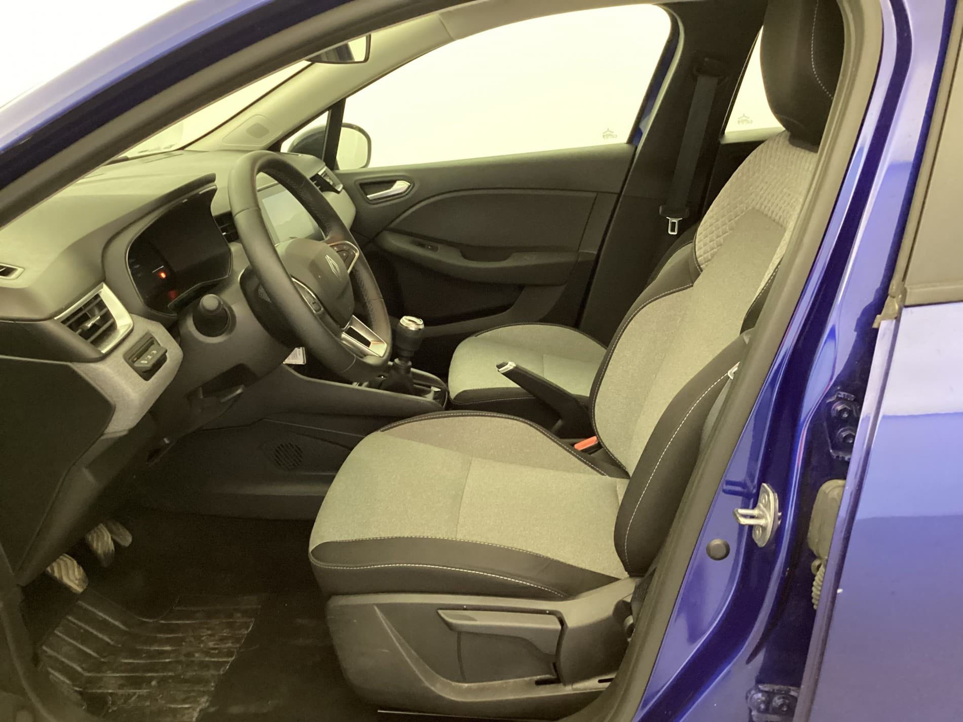 Vente en ligne Renault Clio 5 Clio Blue dCi 100 ch GSR2 au prix de 16 990 €