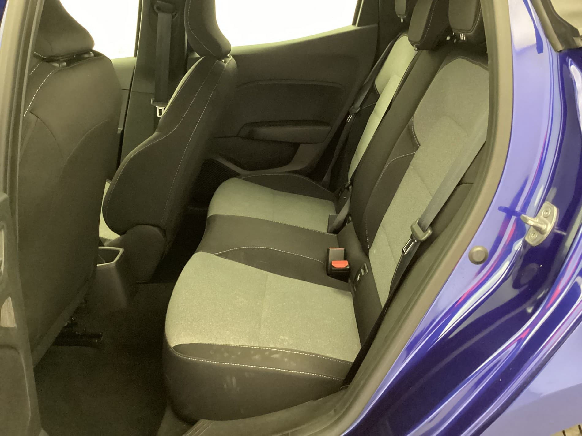 Vente en ligne Renault Clio 5 Clio Blue dCi 100 ch GSR2 au prix de 16 990 €