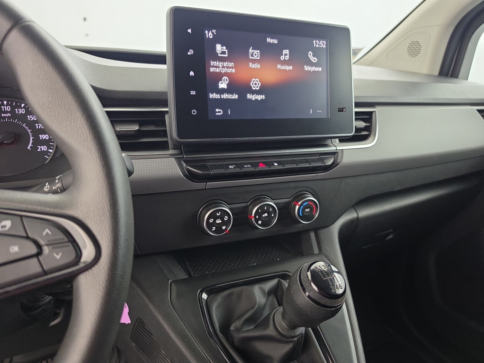 Vente en ligne Renault Kangoo Van  BLUE DCI 95 au prix de 14 990 €