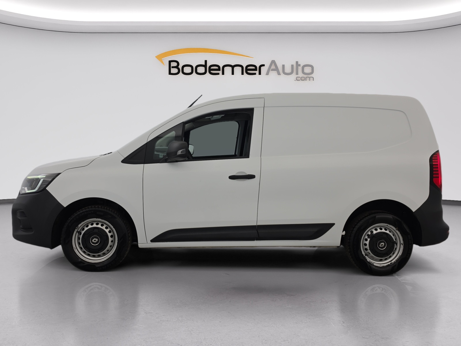 Vente en ligne Renault Kangoo Van  BLUE DCI 95 au prix de 14 990 €