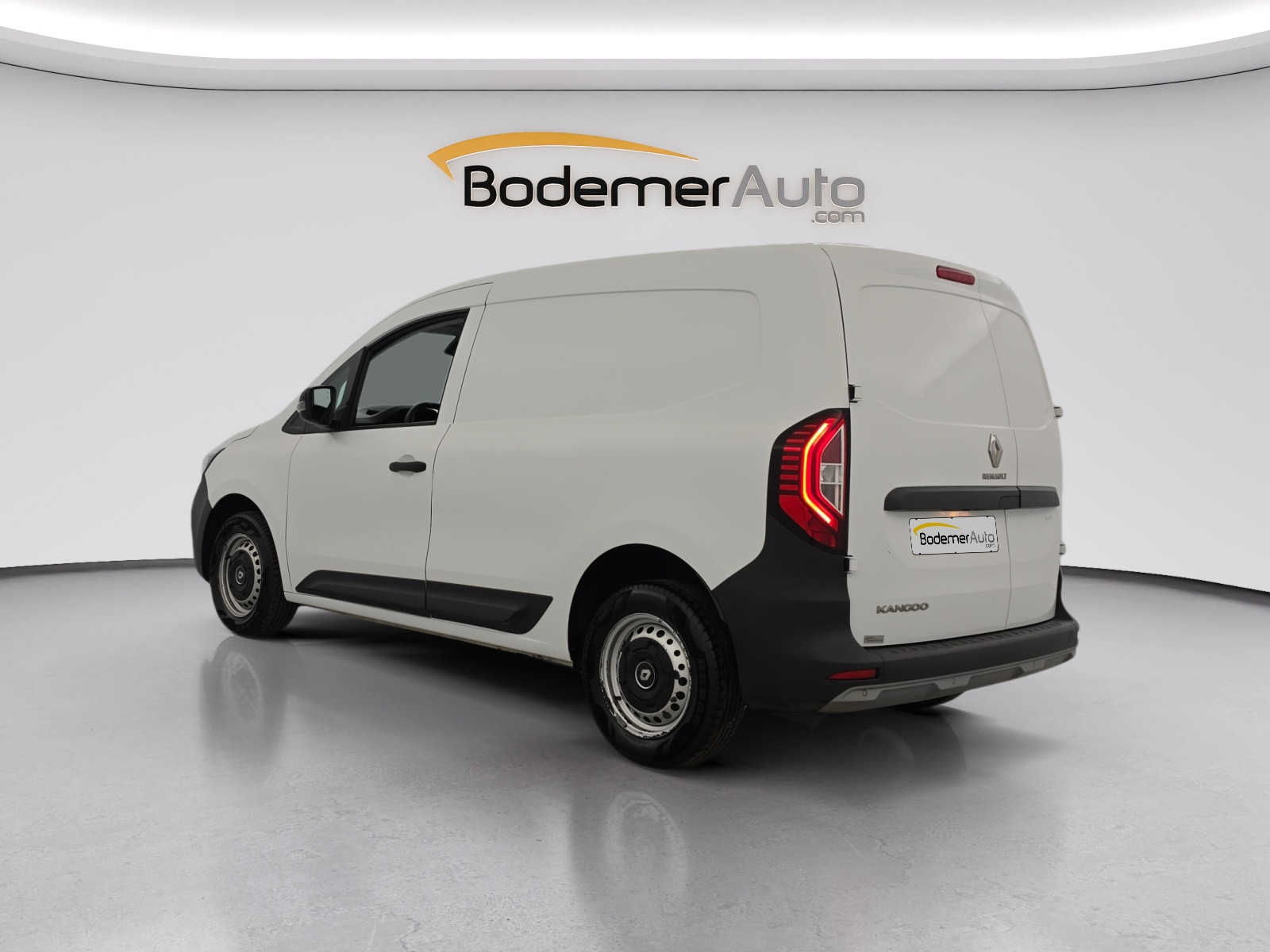 Vente en ligne Renault Kangoo Van  BLUE DCI 95 au prix de 14 990 €