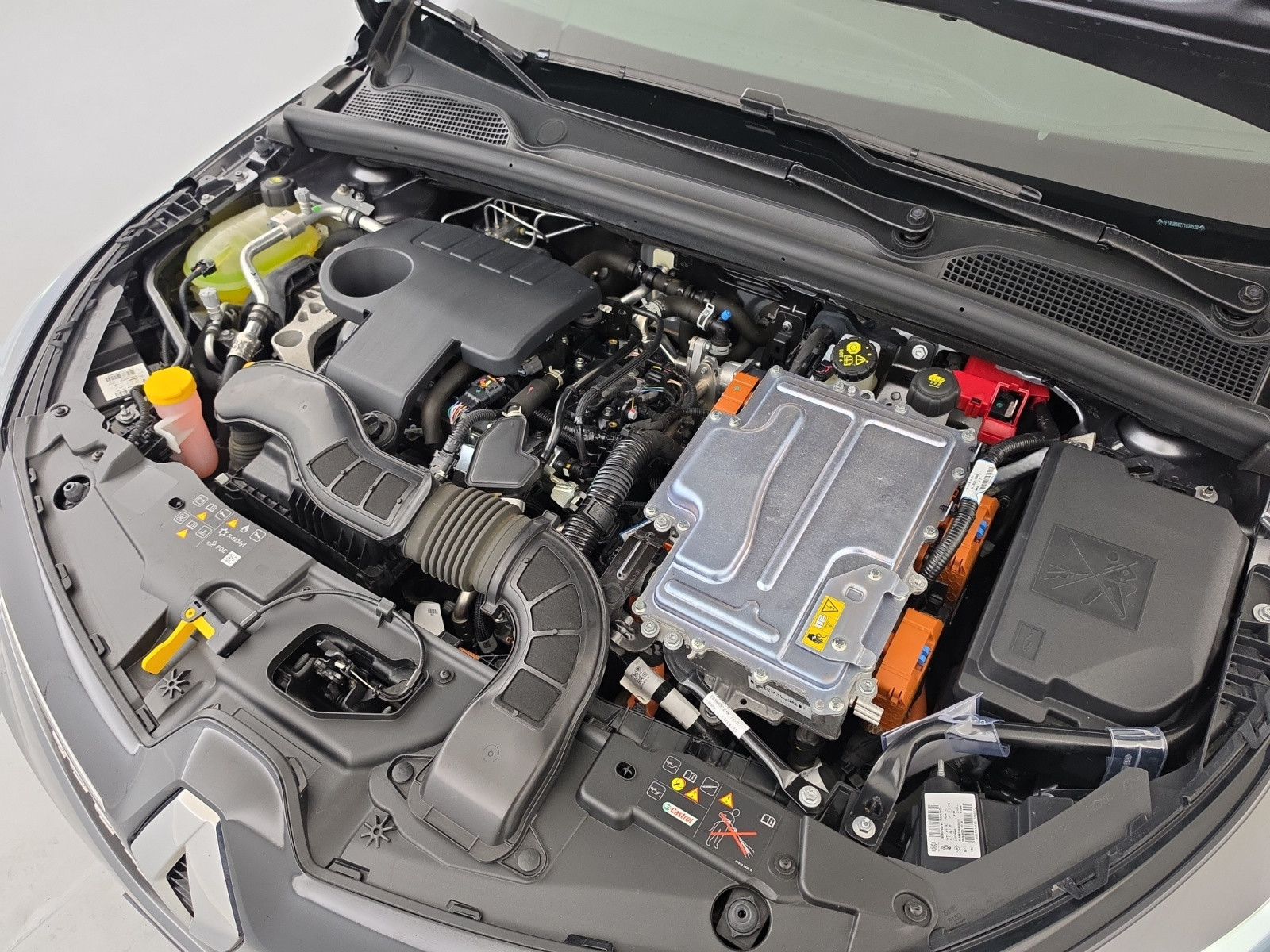 Vente en ligne Renault Clio 5 Clio E-Tech full hybrid 145 au prix de 18 890 €