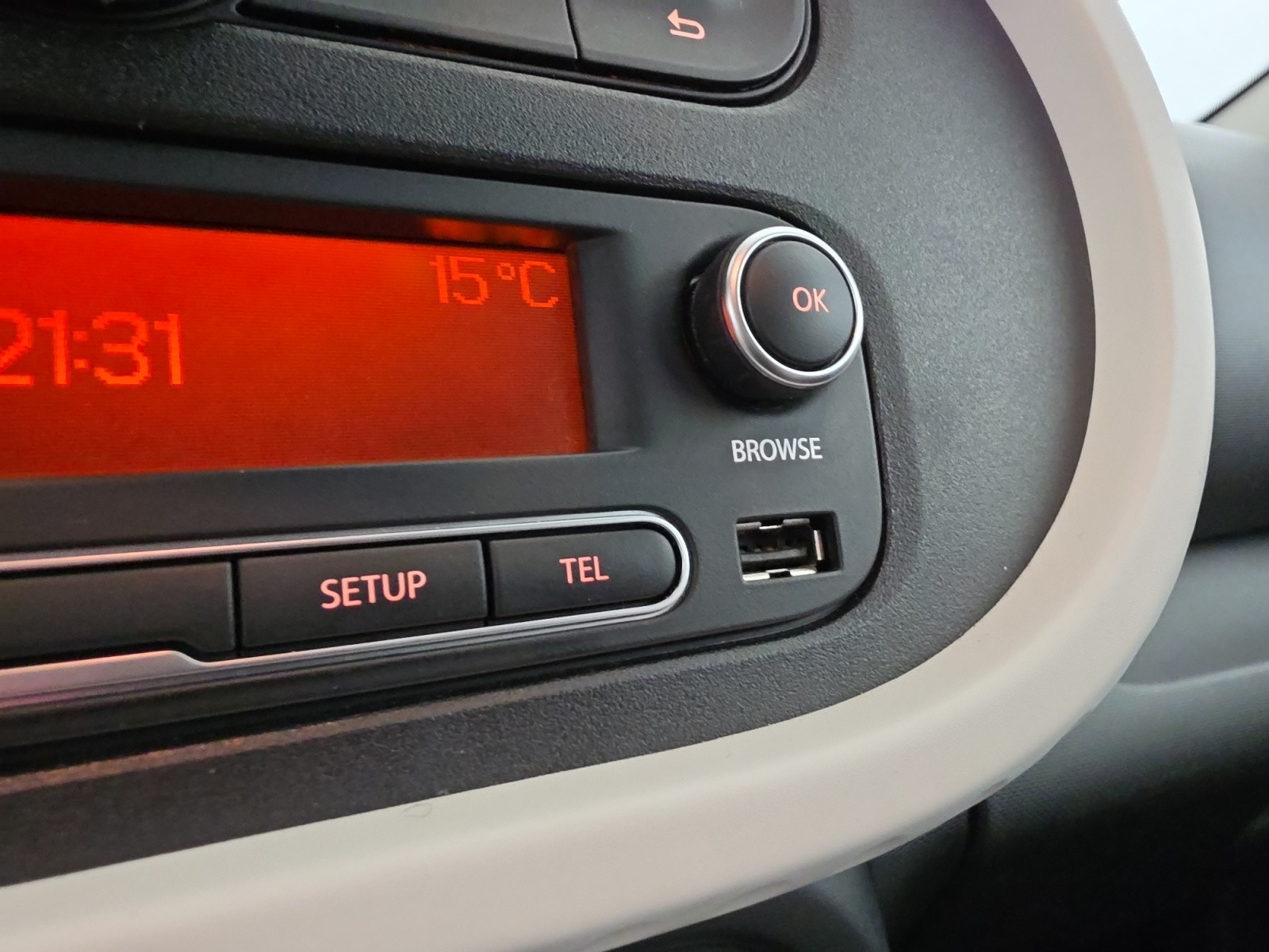 Vente en ligne Renault Twingo Electrique Twingo III E-Tech au prix de 12 990 €
