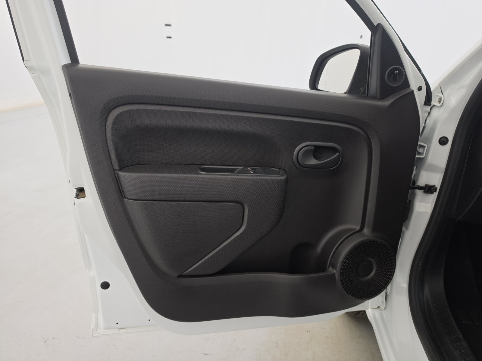 Vente en ligne Renault Twingo Electrique Twingo III E-Tech au prix de 12 990 €