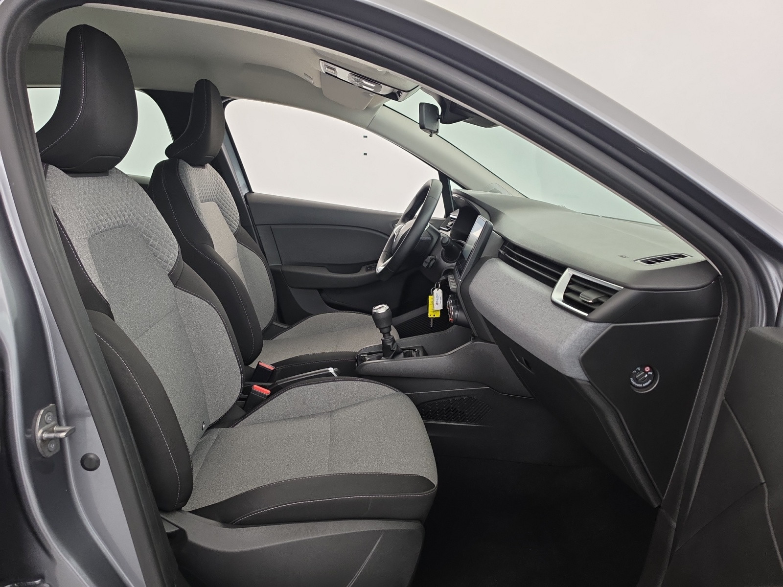 Vente en ligne Renault Clio 5 Clio TCe 90 au prix de 14 600 €