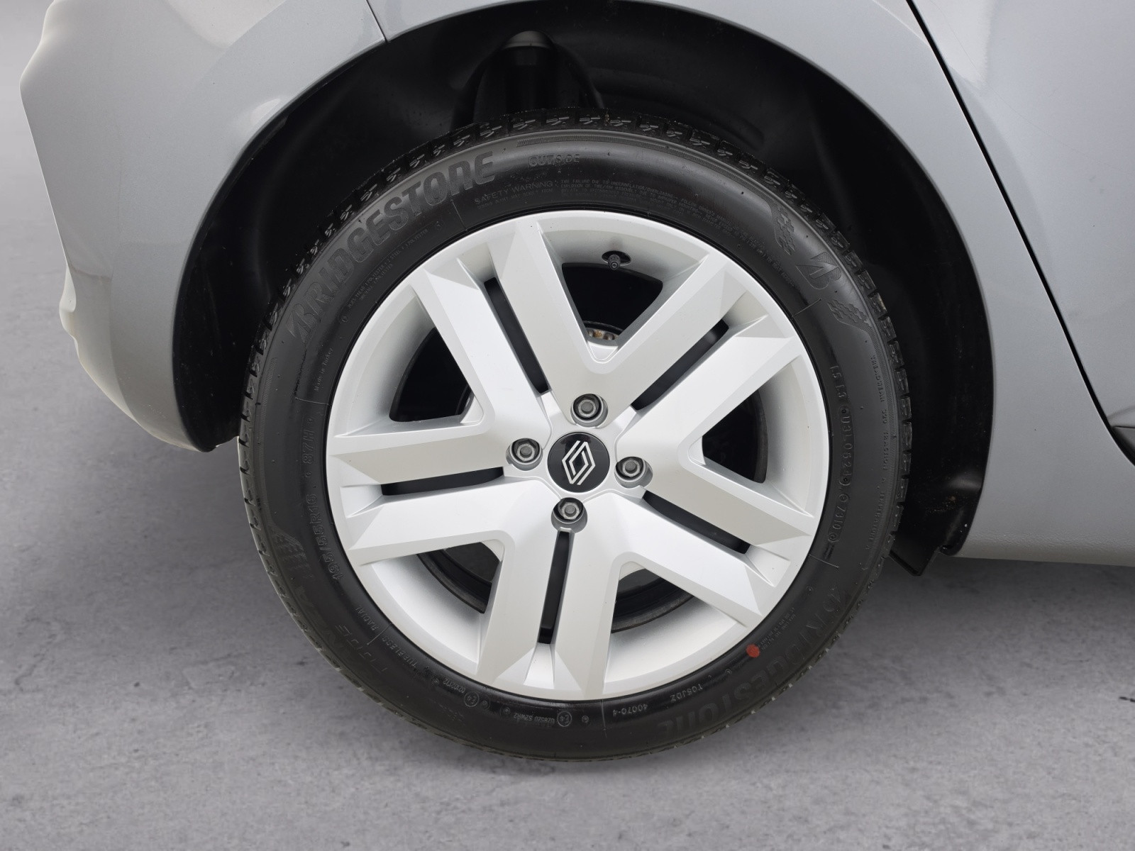 Vente en ligne Renault Clio 5 Clio TCe 90 au prix de 14 600 €
