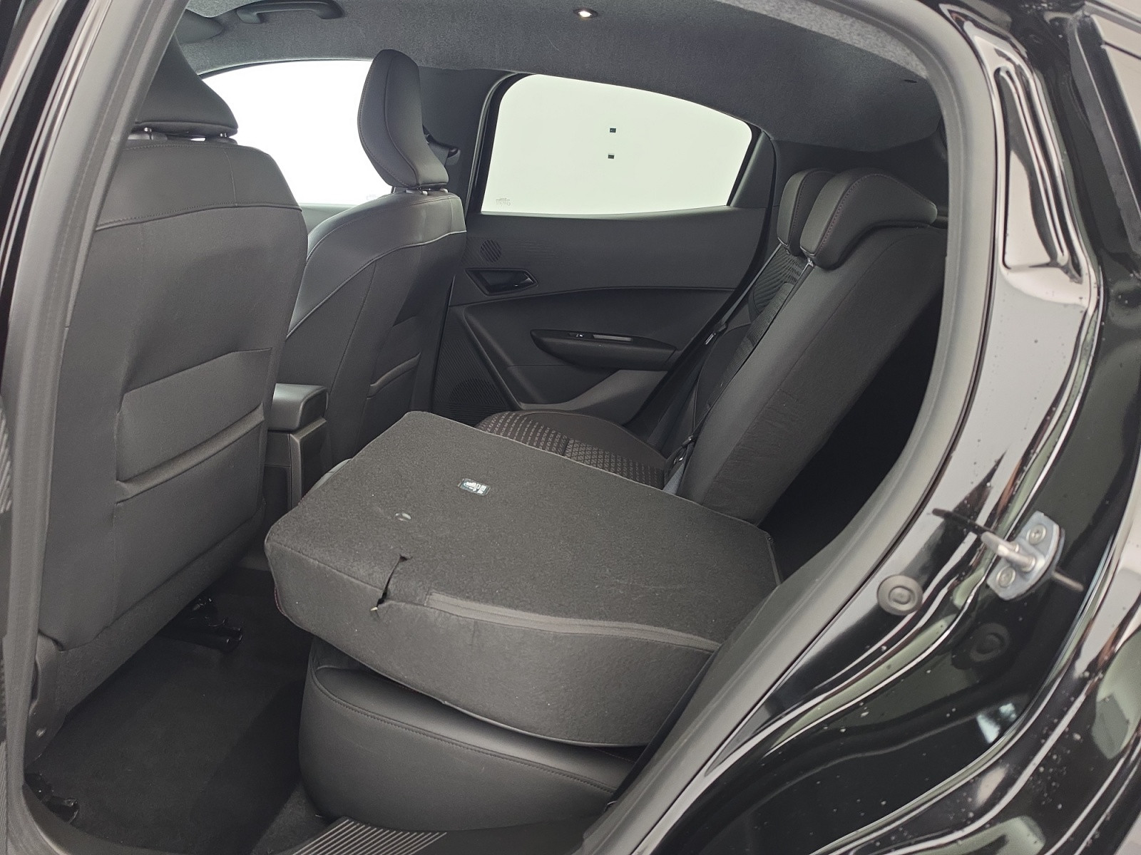 Vente en ligne Renault Clio 6 Clio TCe 115 ch EDC au prix de 24 990 €
