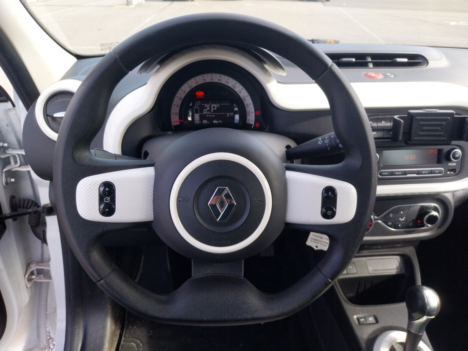 Vente en ligne Renault Twingo Electrique Twingo III E-Tech au prix de 12 990 €