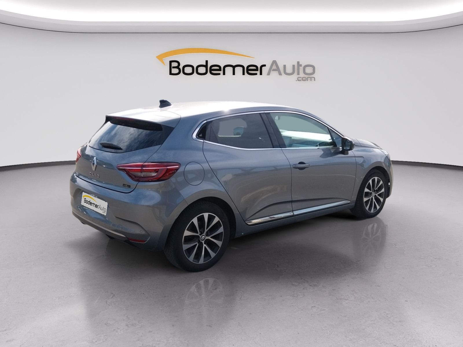 Vente en ligne Renault Clio 5 Clio E-Tech full hybrid 145 au prix de 18 890 €