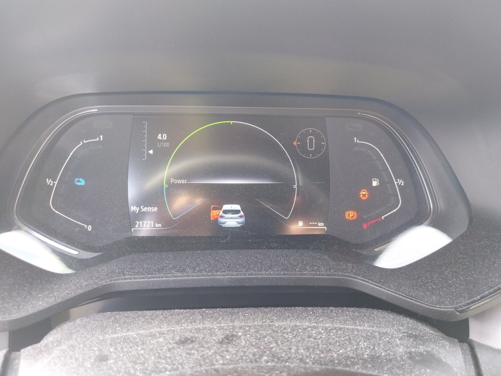 Vente en ligne Renault Clio 5 Clio E-Tech full hybrid 145 au prix de 18 890 €