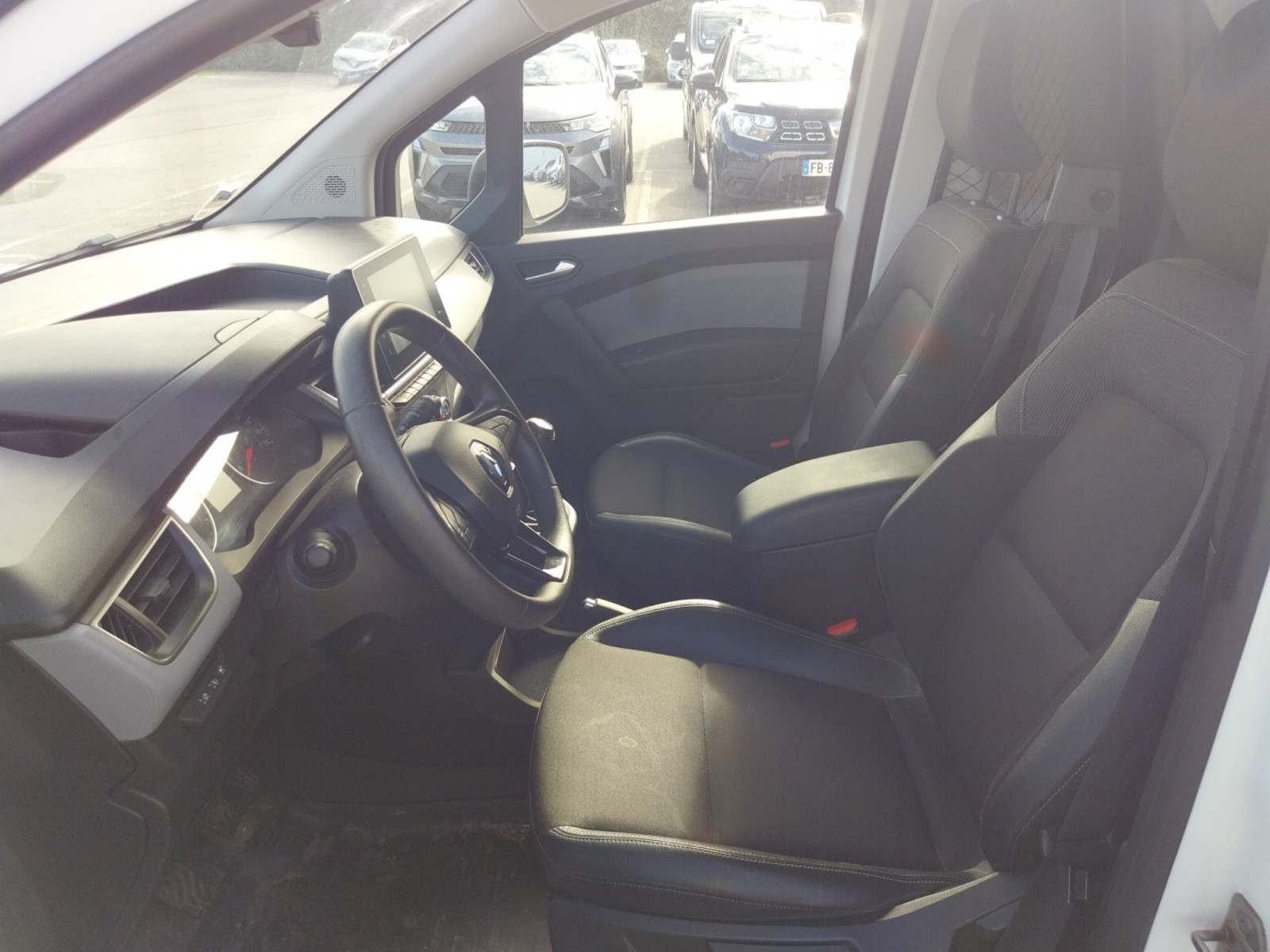 Vente en ligne Renault Kangoo Van  BLUE DCI 95 au prix de 14 990 €