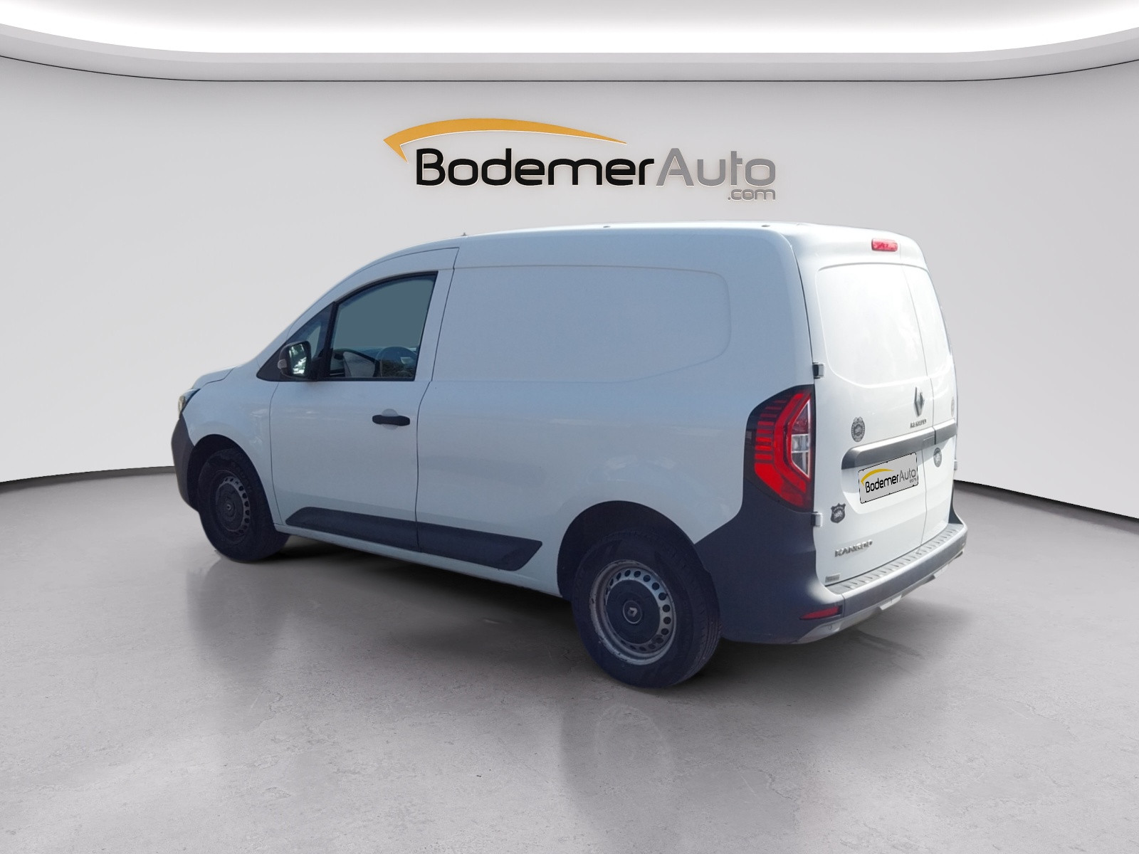 Vente en ligne Renault Kangoo Van  BLUE DCI 95 au prix de 14 990 €