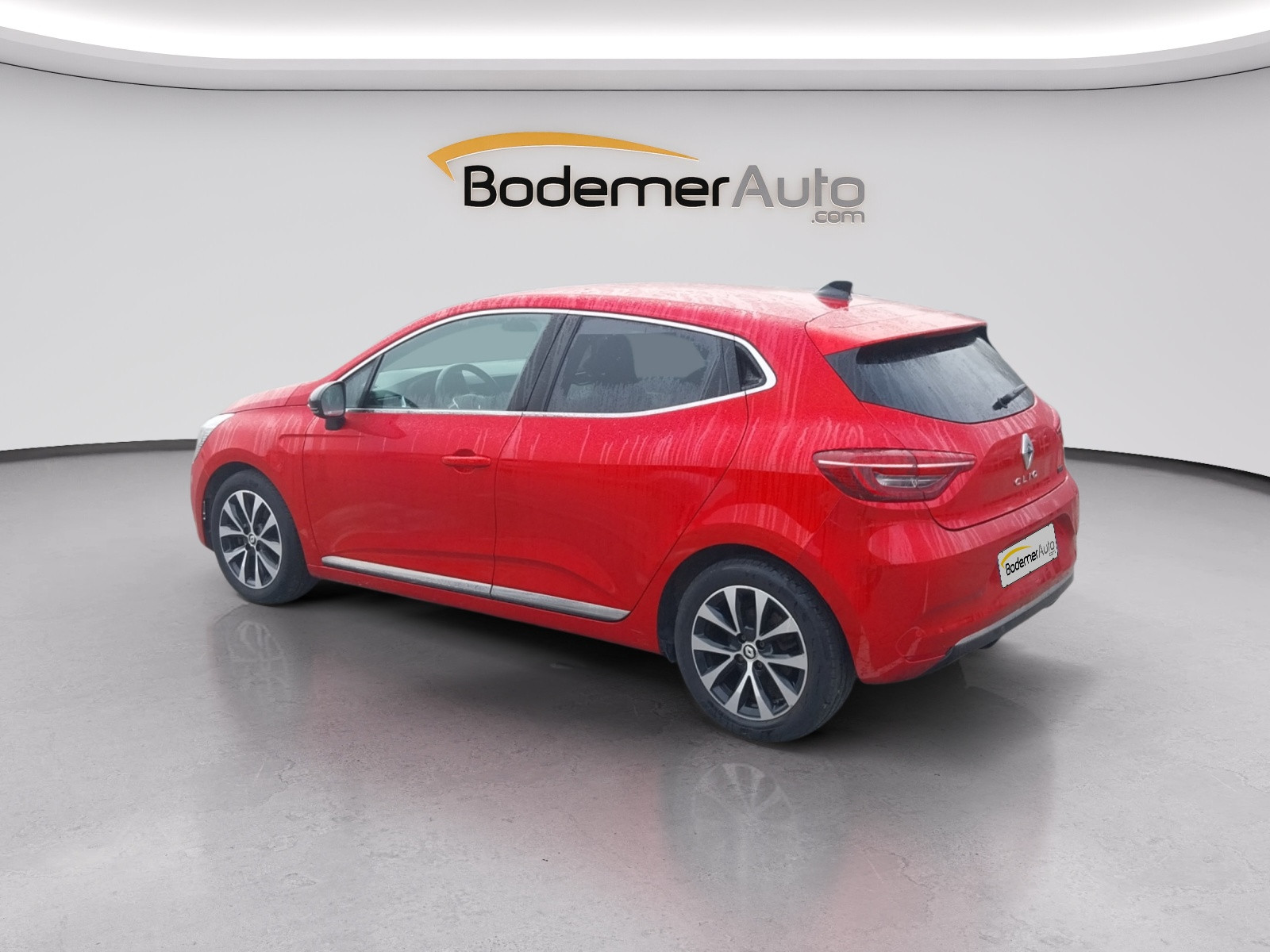 Vente en ligne Renault Clio 5 Clio E-Tech full hybrid 145 au prix de 17 490 €