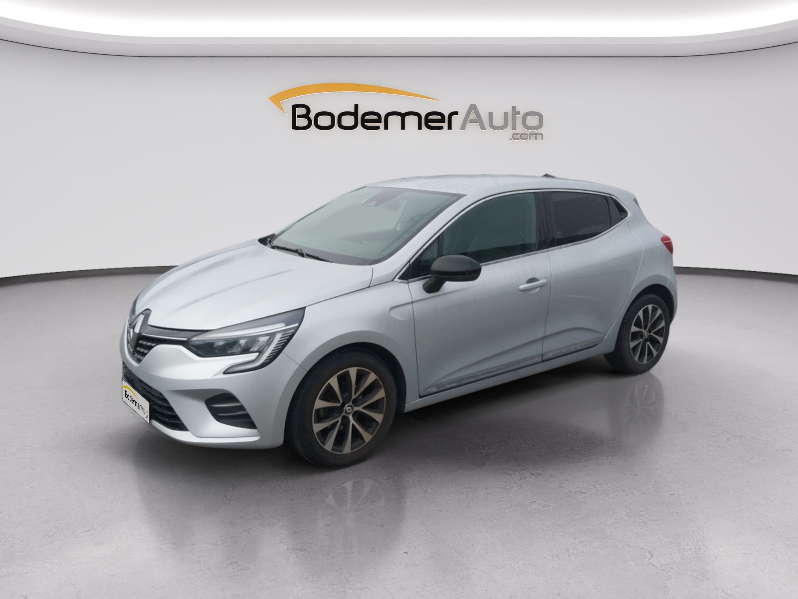 Renault Clio 5 Clio TCe 90 occasion de 2023 en vente à Quimper