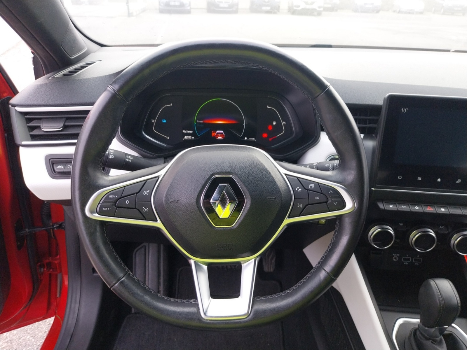 Vente en ligne Renault Clio 5 Clio E-Tech full hybrid 145 au prix de 17 490 €