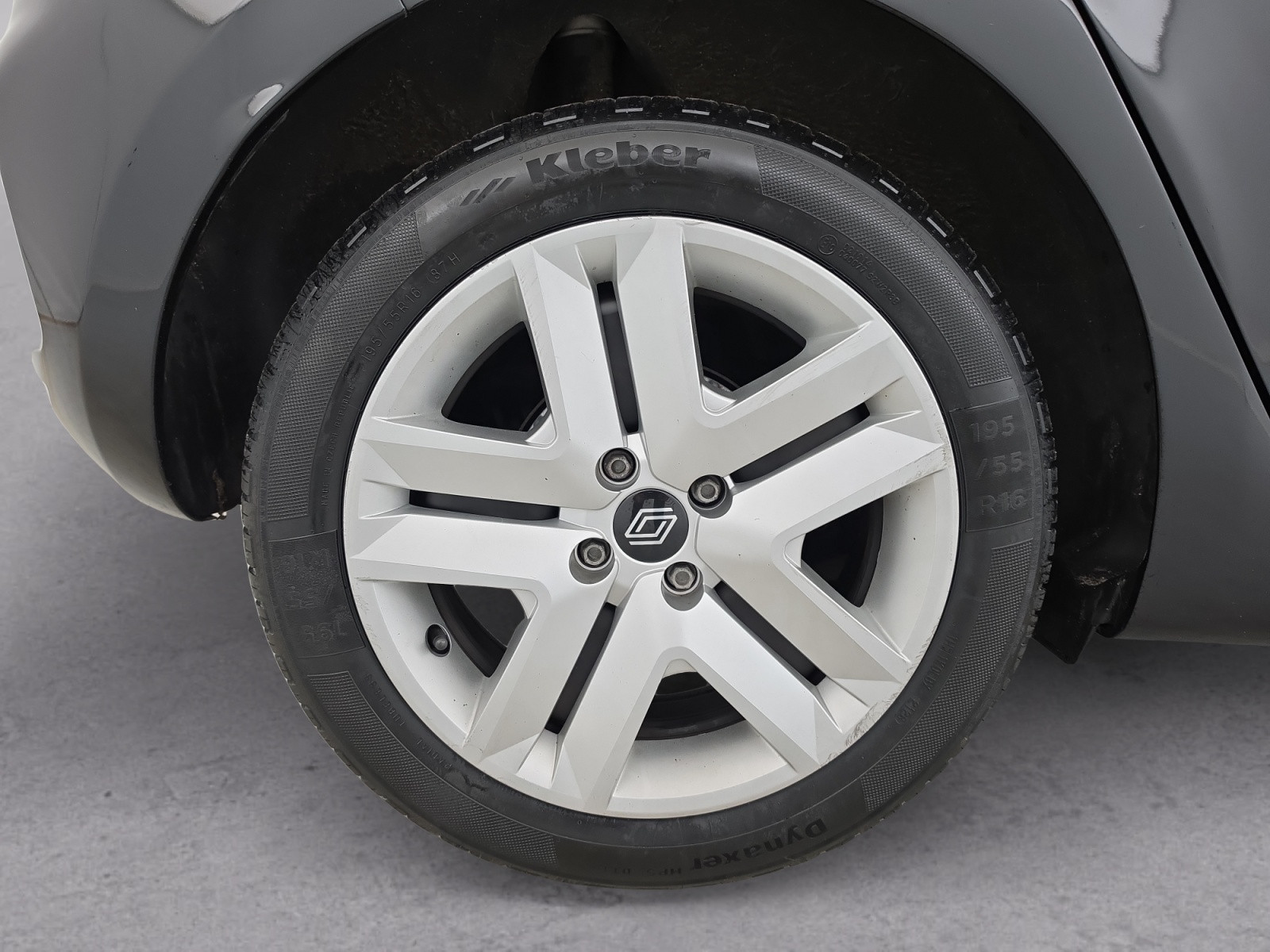 Vente en ligne Renault Clio 5 Clio SCe 65 au prix de 13 490 €