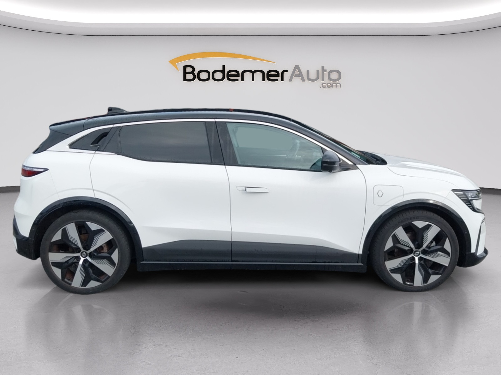 Vente en ligne Renault Megane E-Tech  EV60 220 ch super charge au prix de 27 750 €