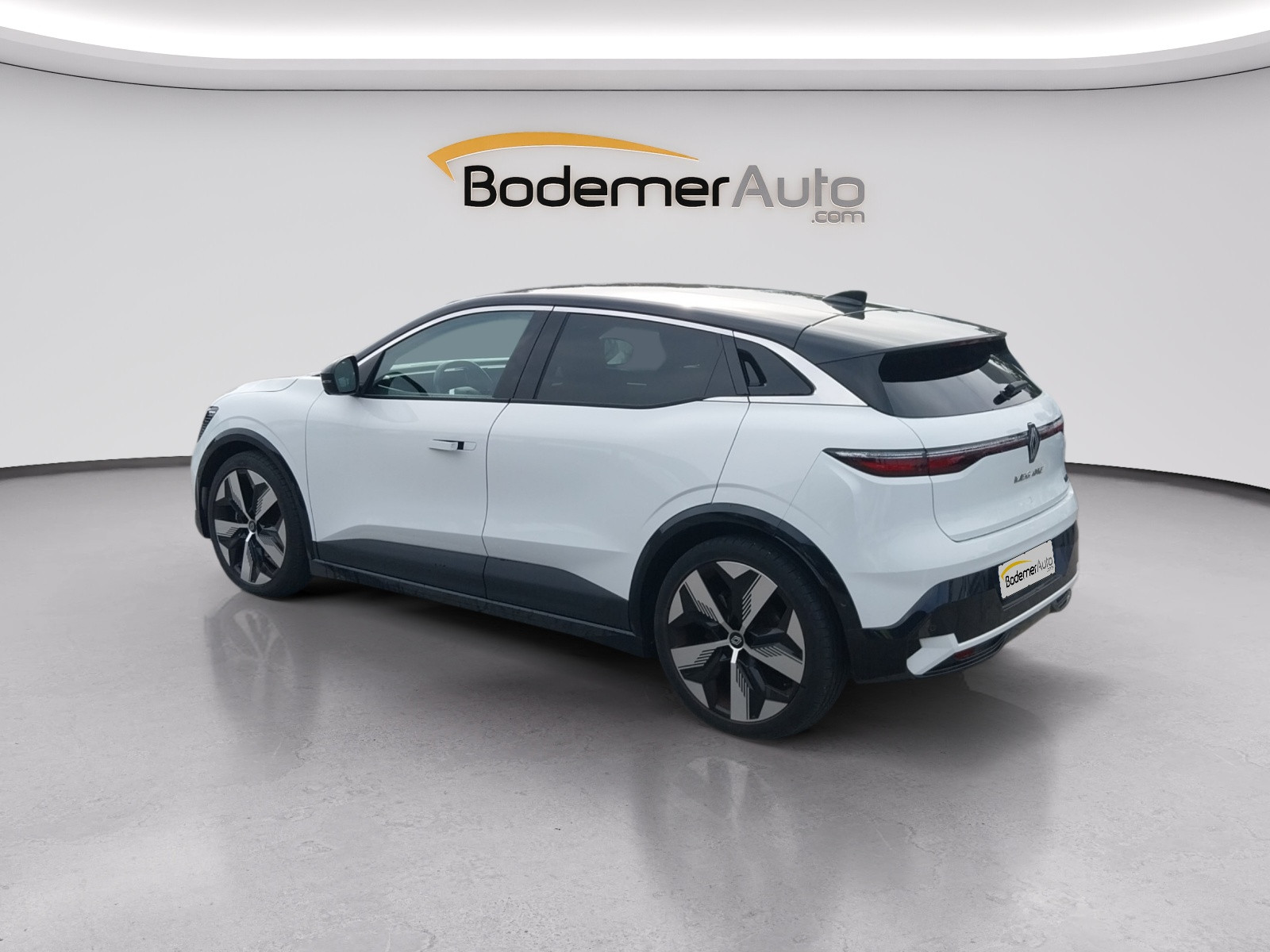 Vente en ligne Renault Megane E-Tech  EV60 220 ch super charge au prix de 27 750 €