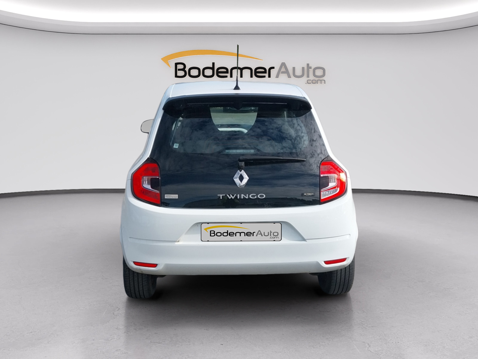 Vente en ligne Renault Twingo Electrique Twingo III E-Tech au prix de 12 990 €