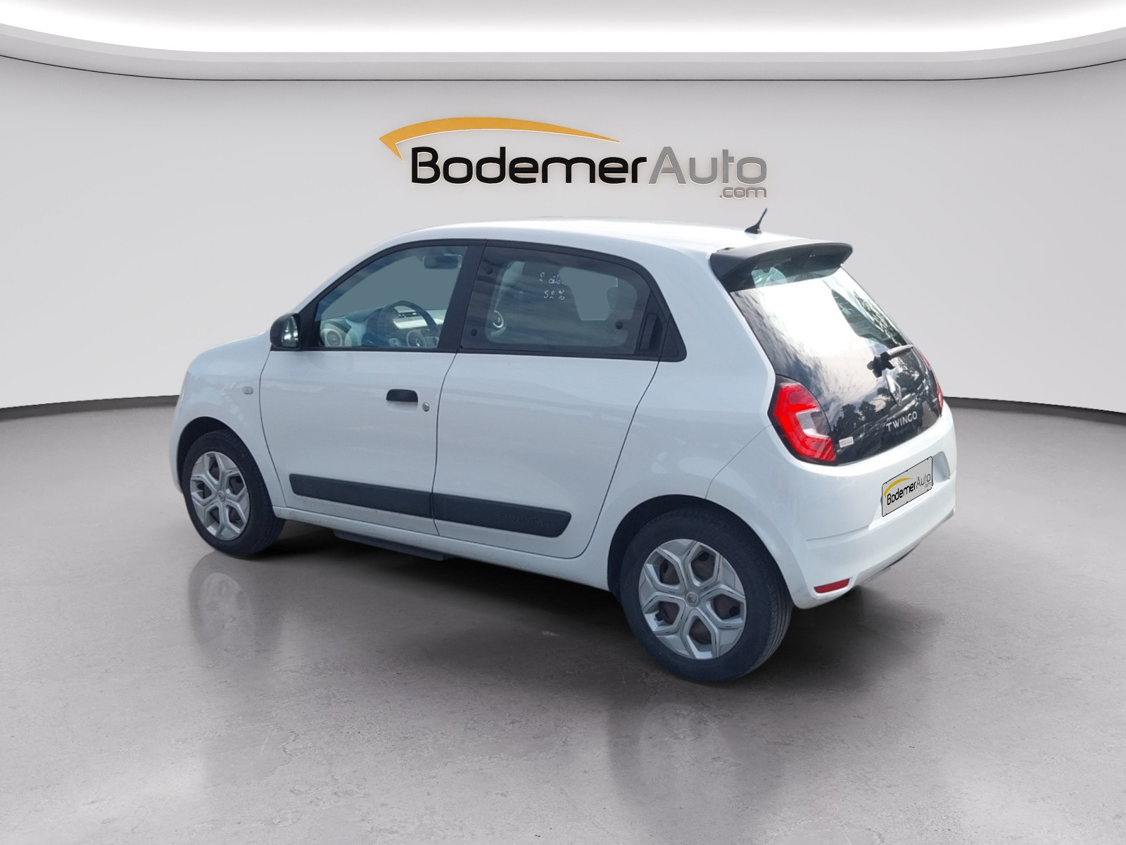 Vente en ligne Renault Twingo Electrique Twingo III E-Tech au prix de 12 990 €